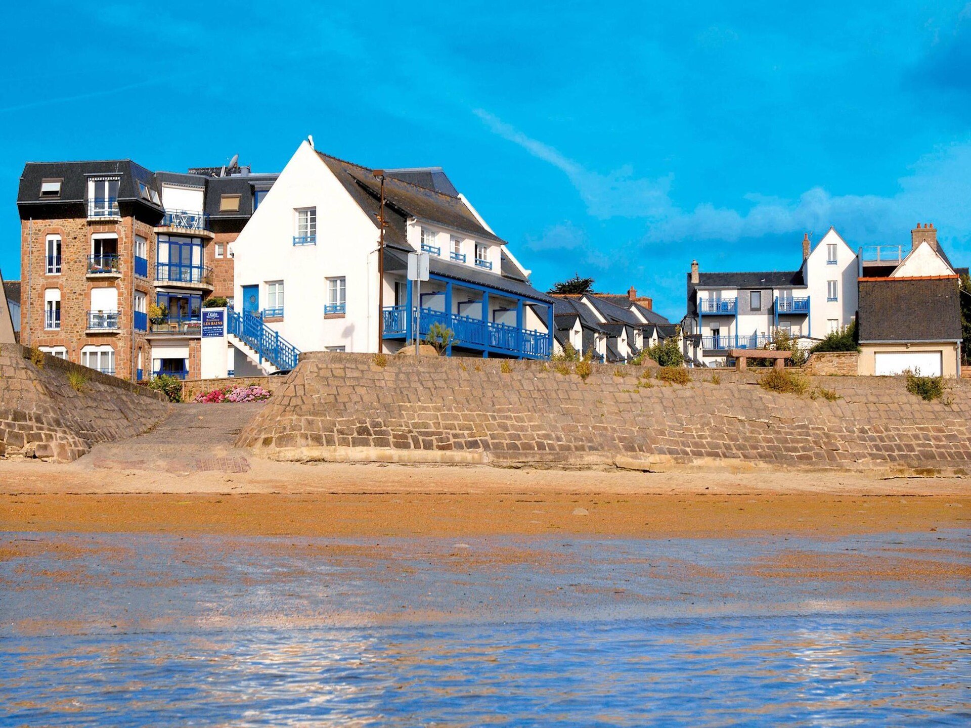 4-persoons appartement aan het strand in Trégastel - foto 15