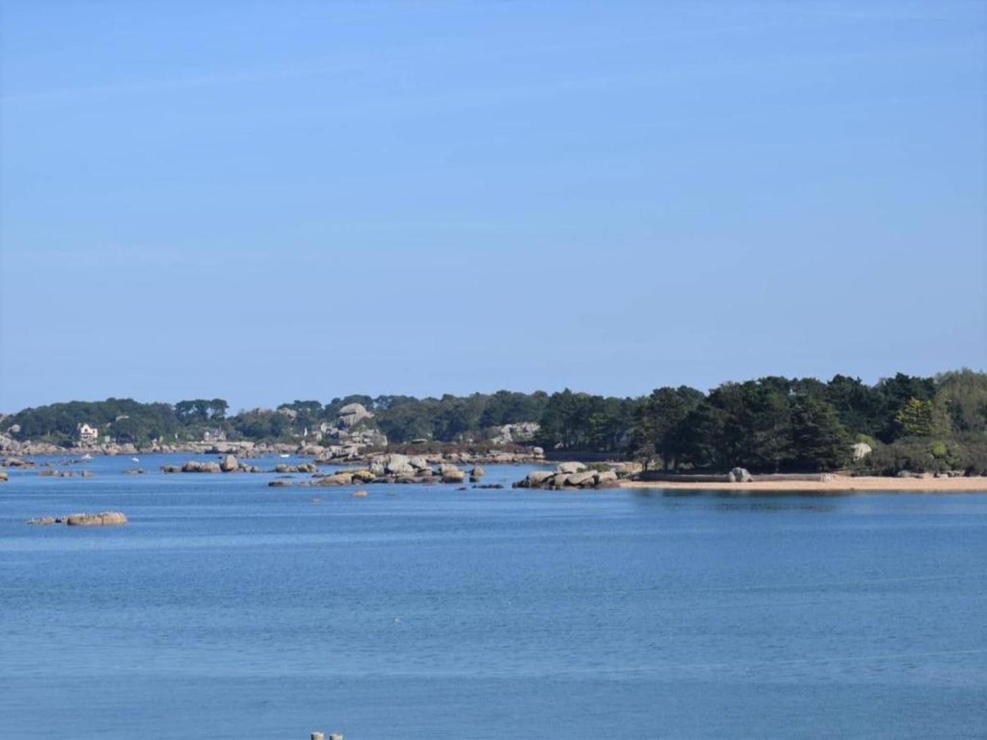 4-persoons appartement aan het strand in Trégastel - foto 26