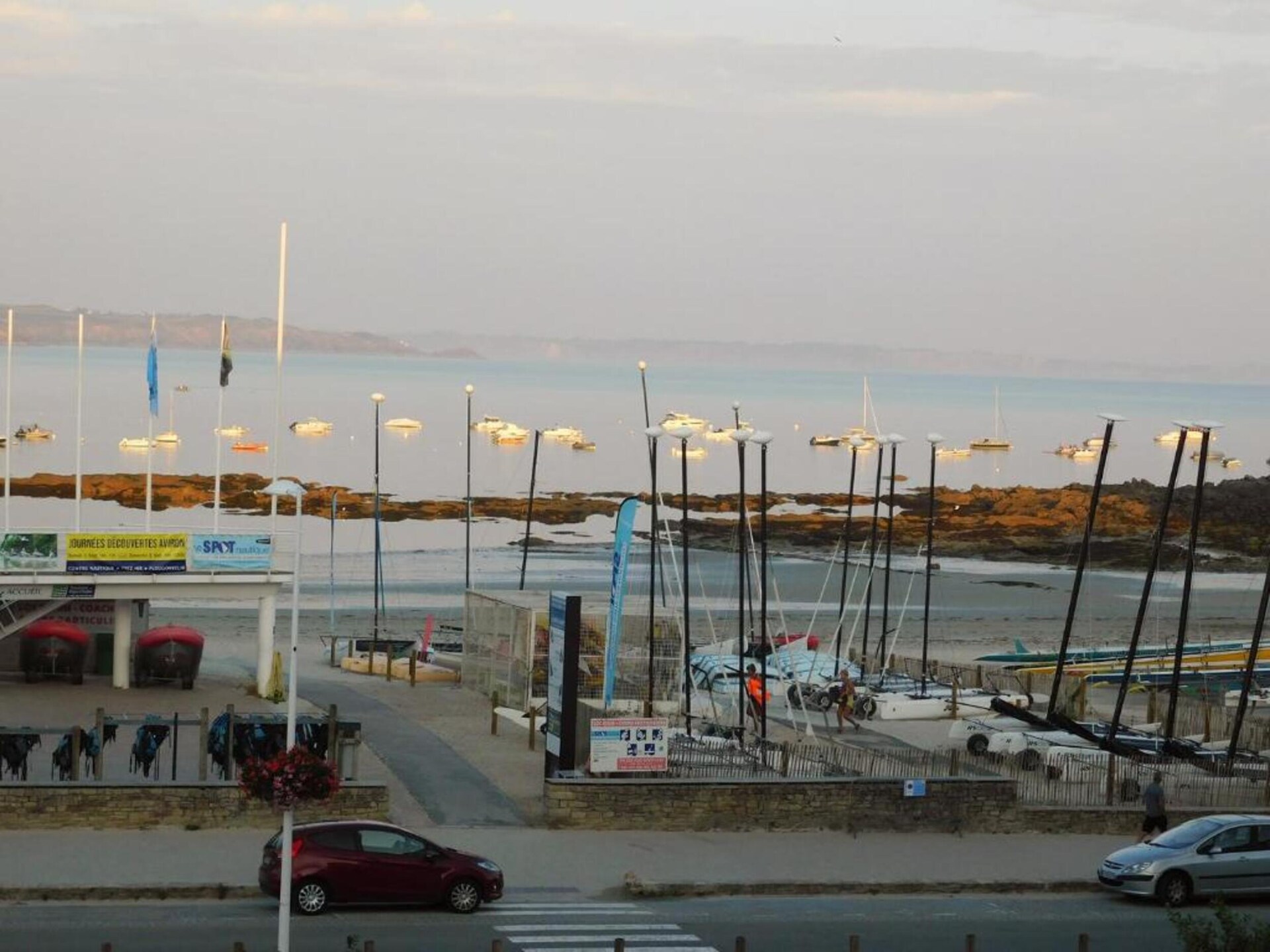 Appartement aan zee in Plougonvelin met balkon, vlakbij strand en Fort Bertheaume - foto 37