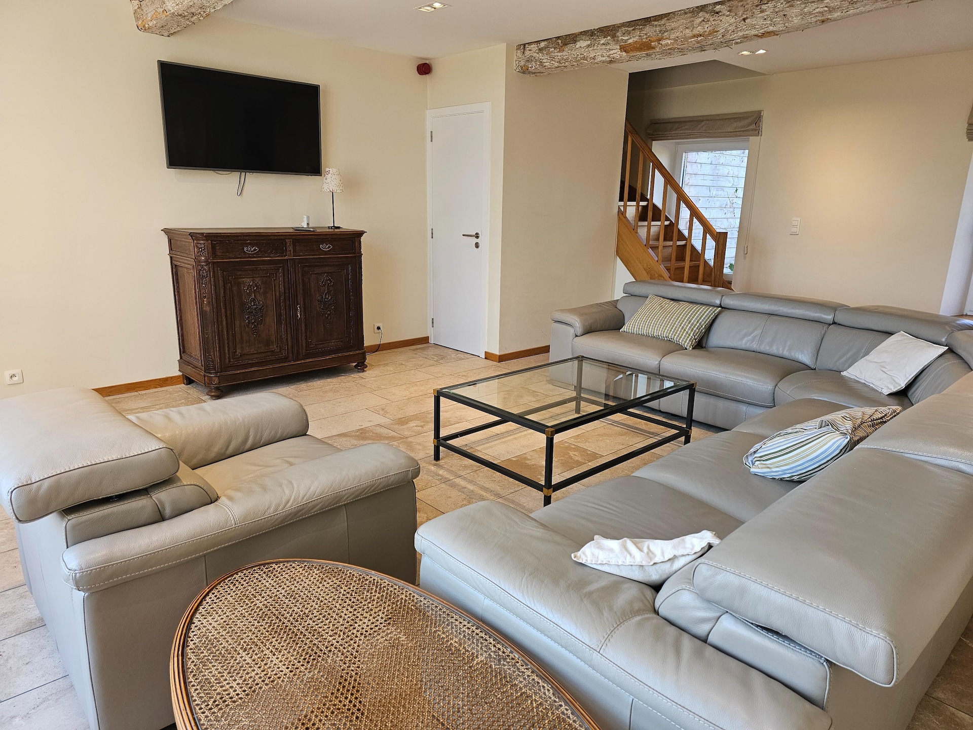 14-persoons vakantiehuis in gerestaureerde kasteelstal, Wallonie - foto 11