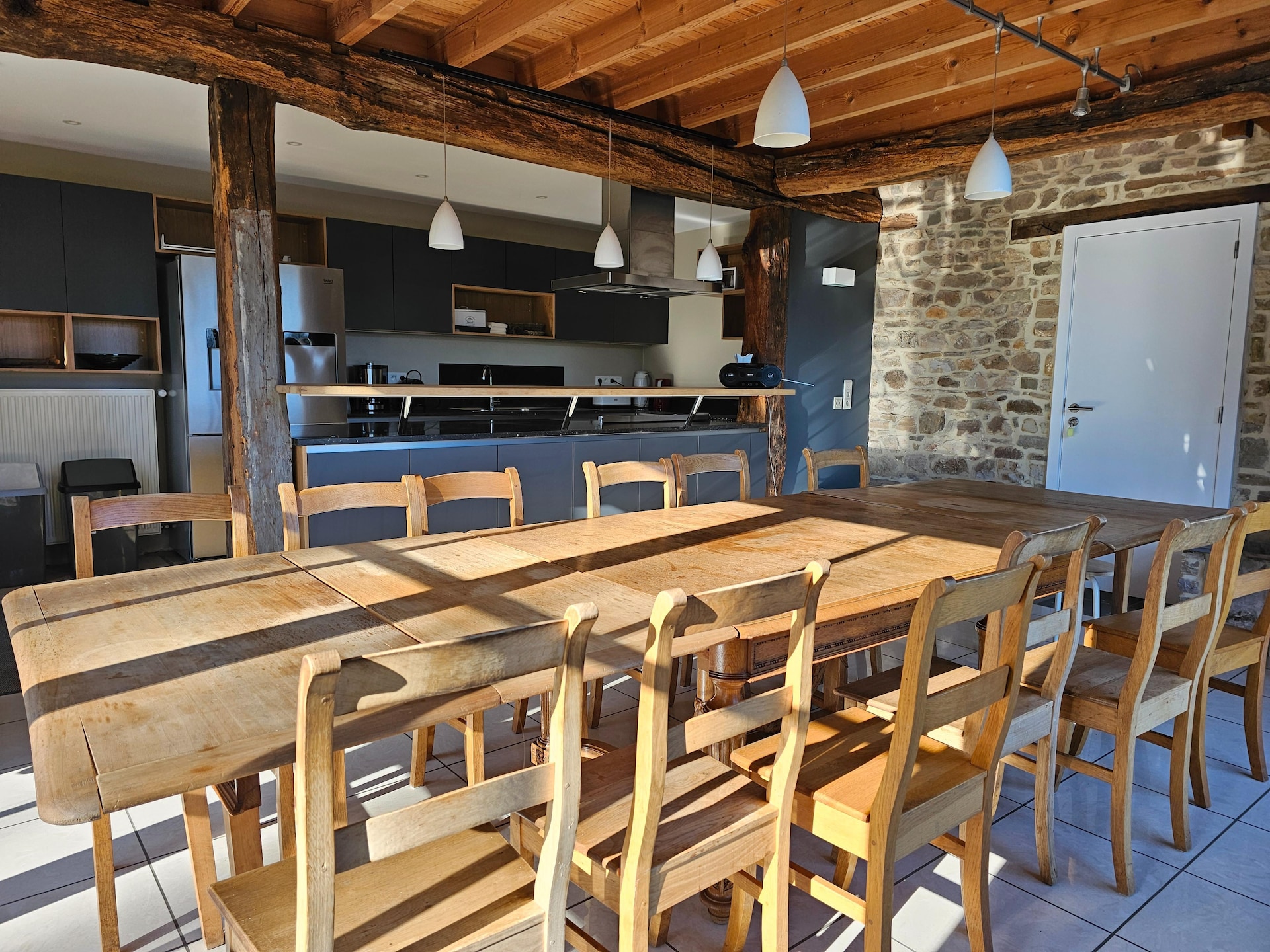 14-persoons vakantiehuis in gerestaureerde kasteelstal, Wallonie - foto 3