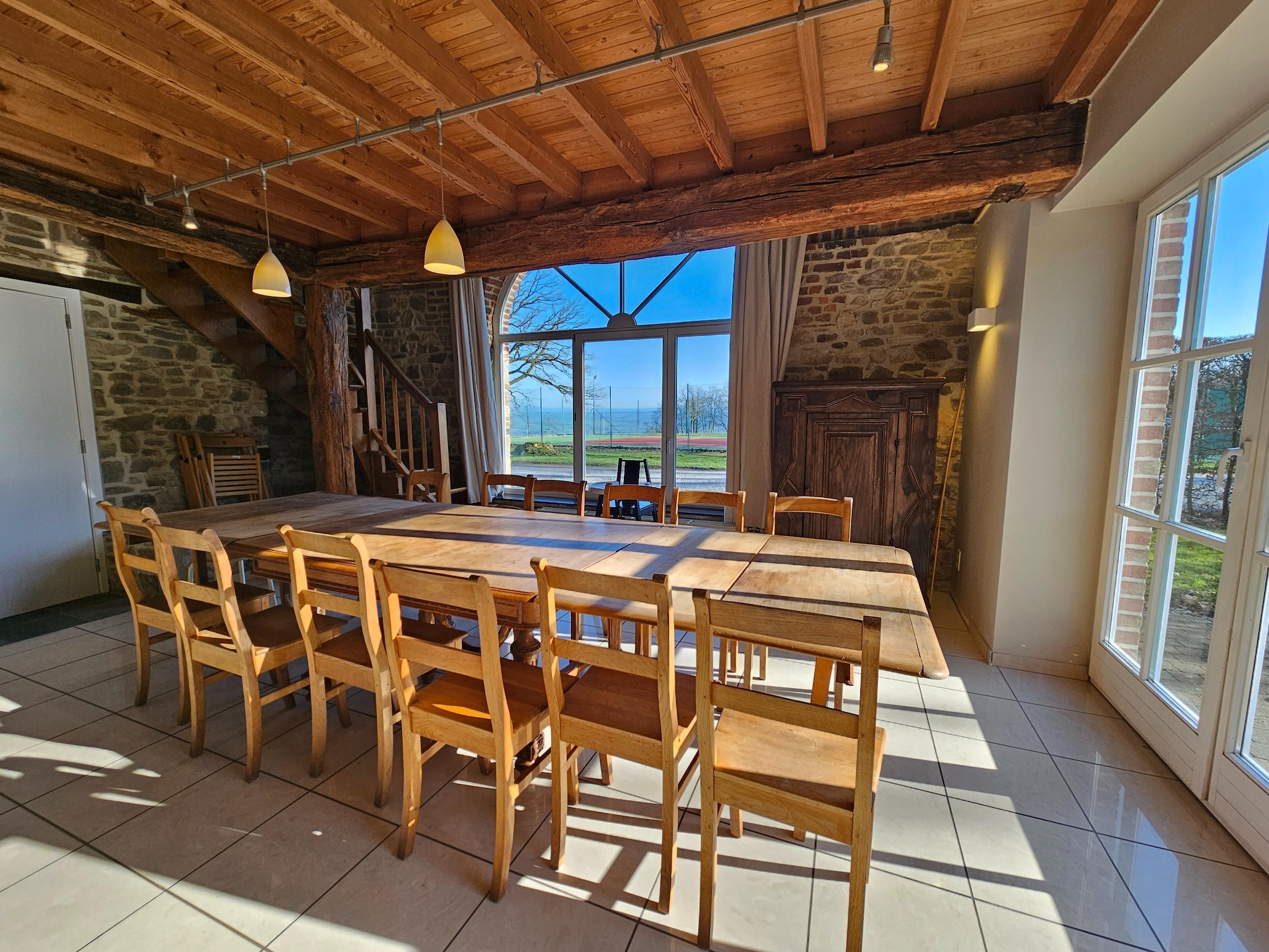 14-persoons vakantiehuis in gerestaureerde kasteelstal, Wallonie - foto 15