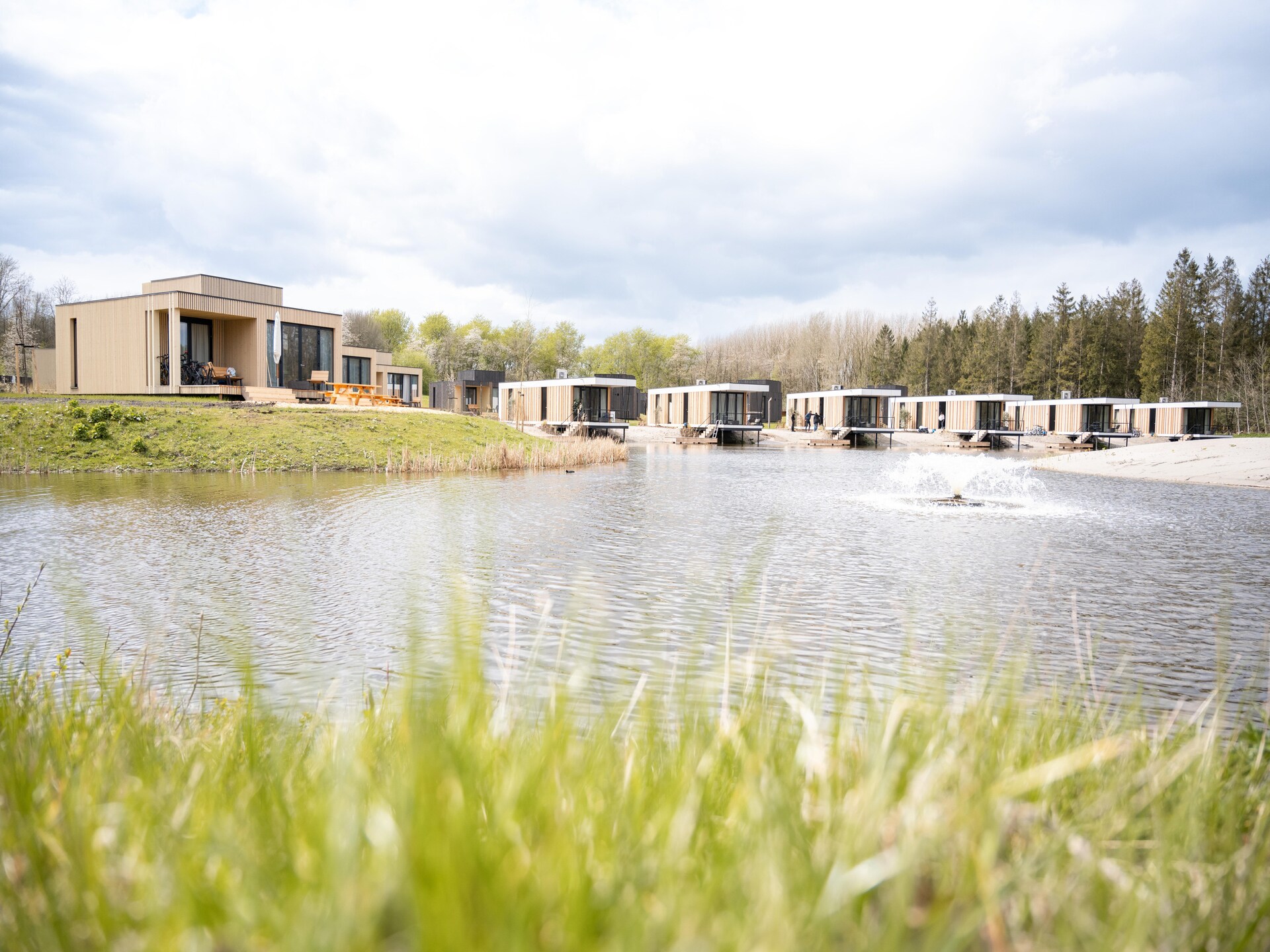 Luxe vakantiehuis met privé-jacuzzi op Resort de Parel in Zeewolde - foto 19
