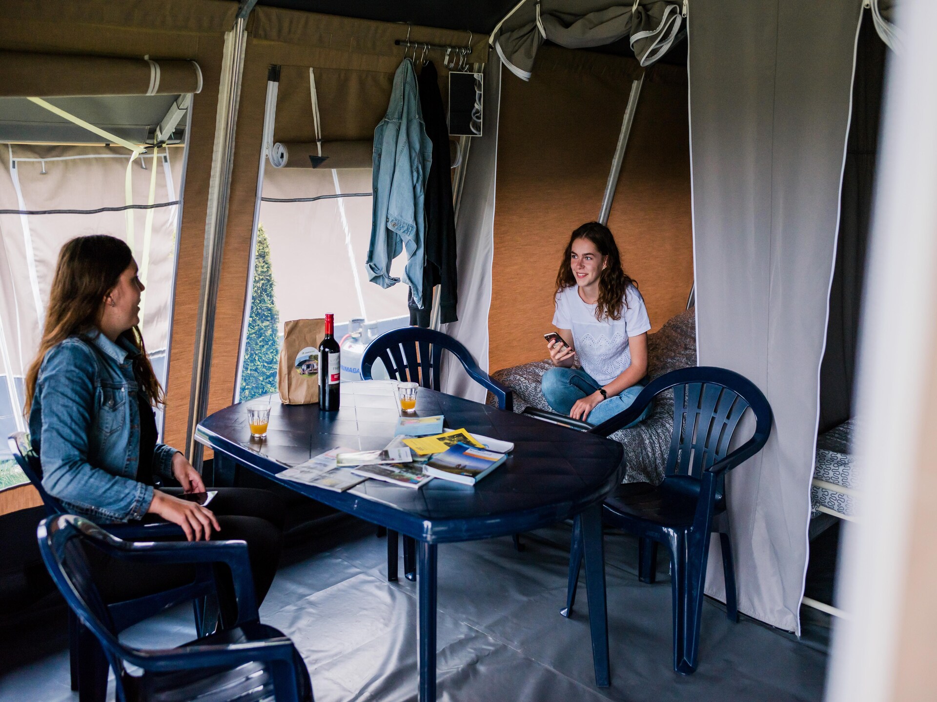 Safaritent voor 5 personen op bosrijke camping in Nommern, Luxemburg - foto 2