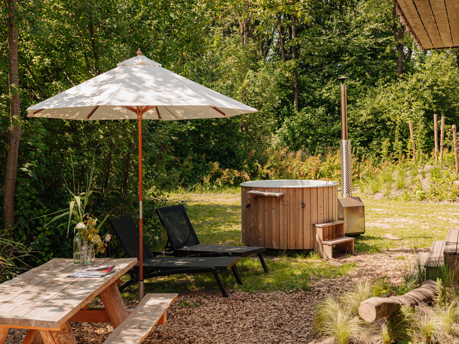 Luxe vakantiehuis met bubbelbad en sterrenhemel-slaapkamer aan het Veluwemeer - foto 31