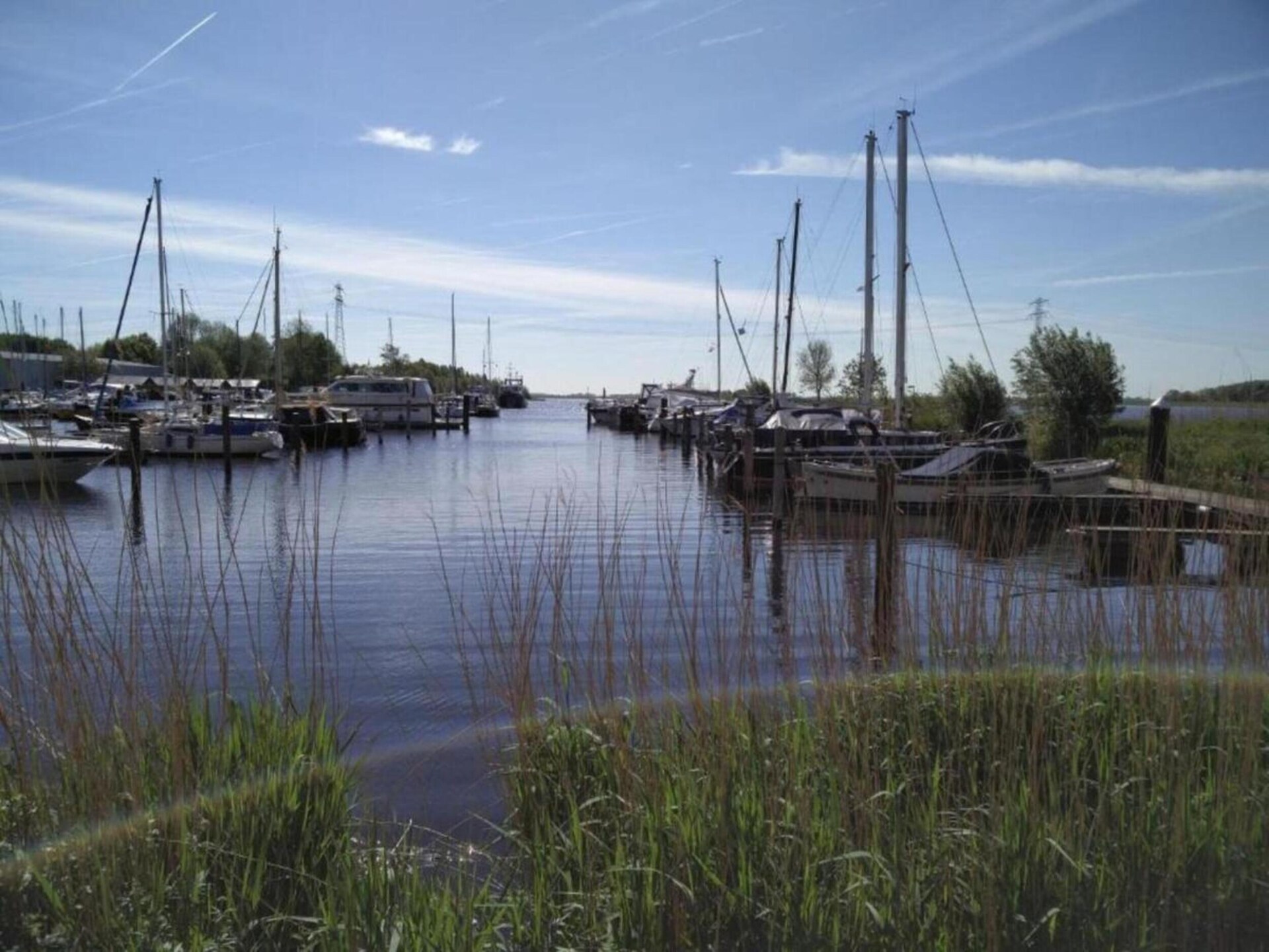 Waterlodge aan het meer met overdekt terras en supersnelle WiFi - foto 33