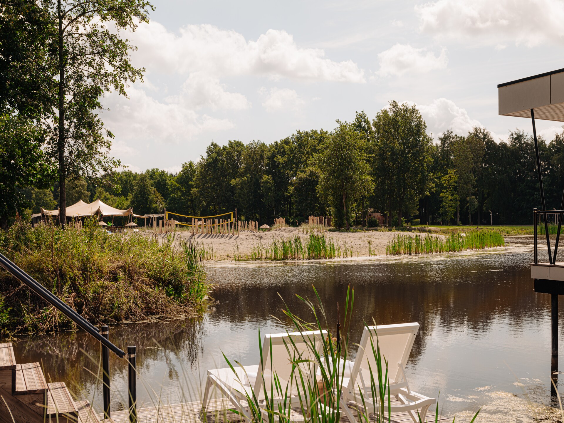 Waterlodge aan het meer in Zeewolde met tuin, airco en huisdier welkom - foto 11
