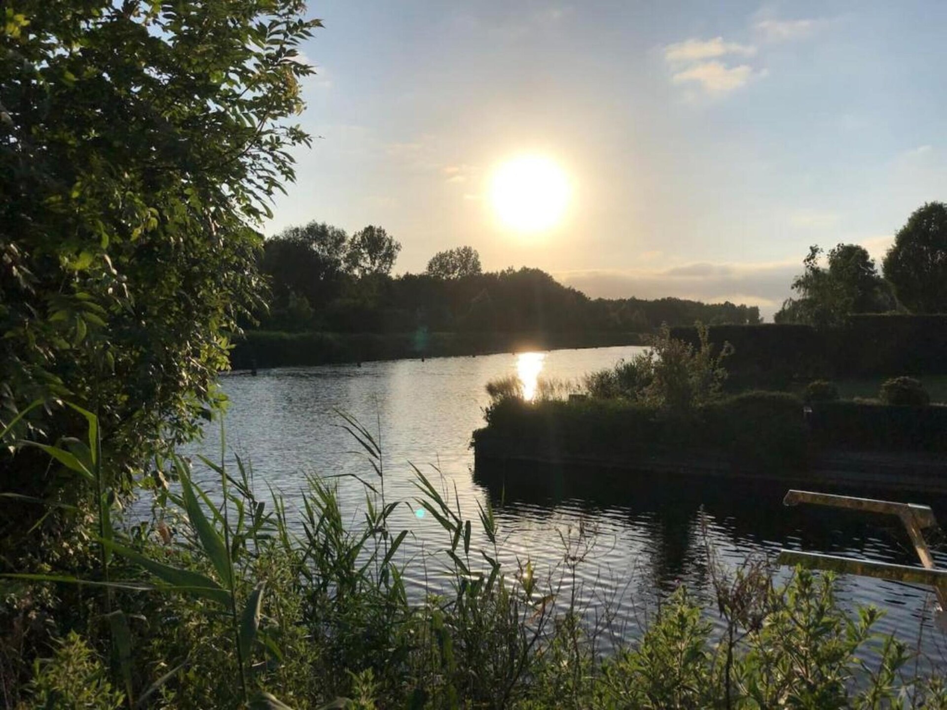 Waterlodge aan het meer in Zeewolde met tuin, airco en huisdier welkom - foto 27
