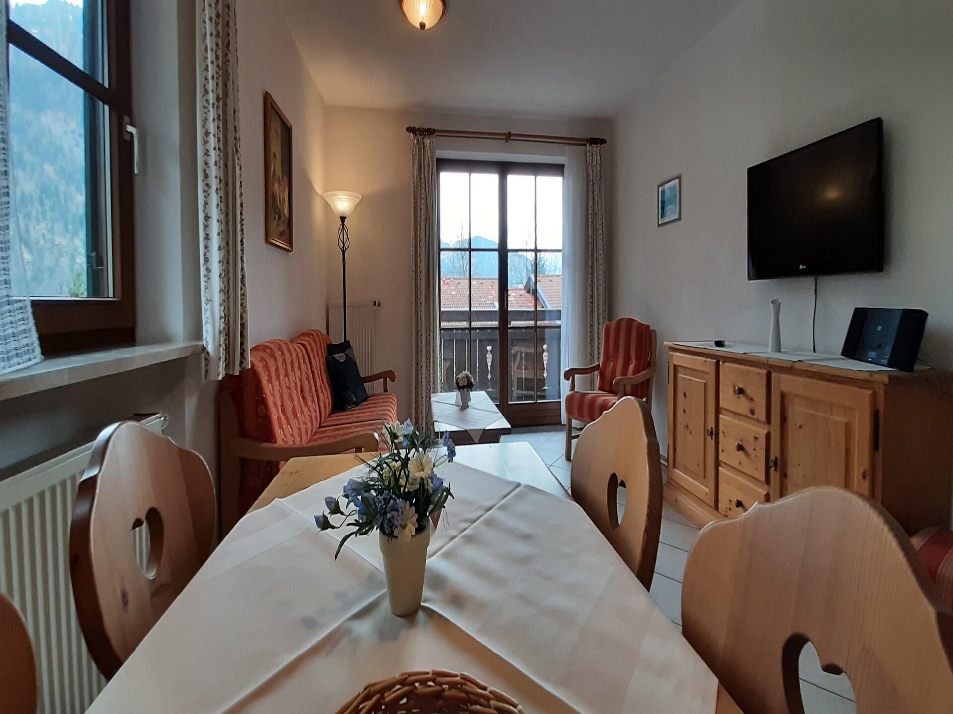 Knus appartement aan de voet van de Wendelstein met sauna en tuin - foto 11