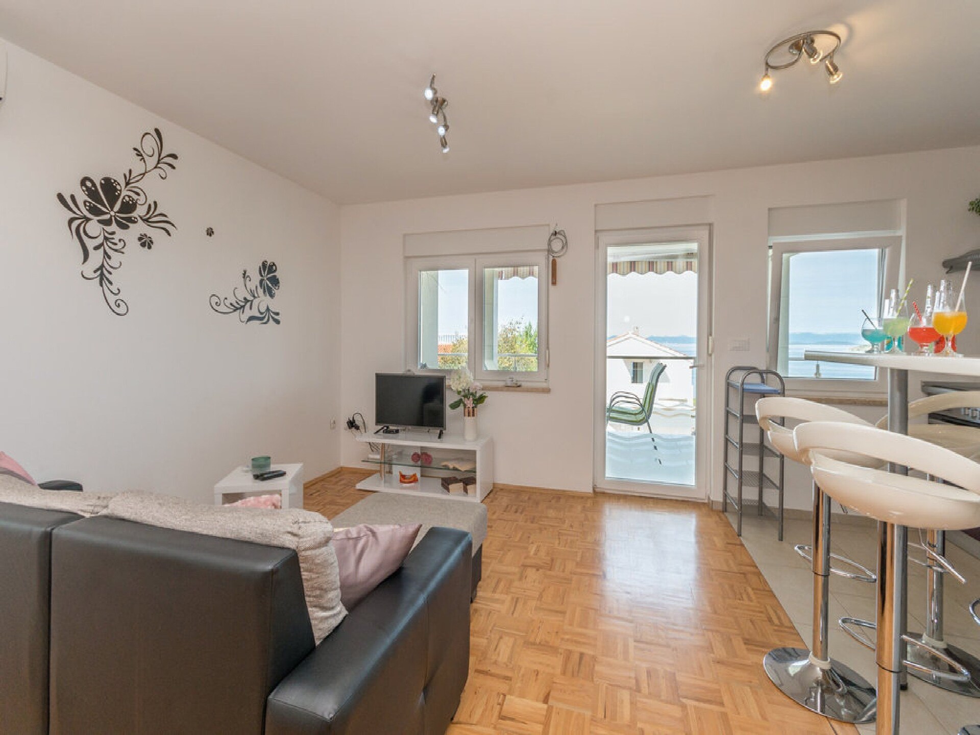Aan het strand: Ruim appartement met zeezicht in Pasman - foto 2