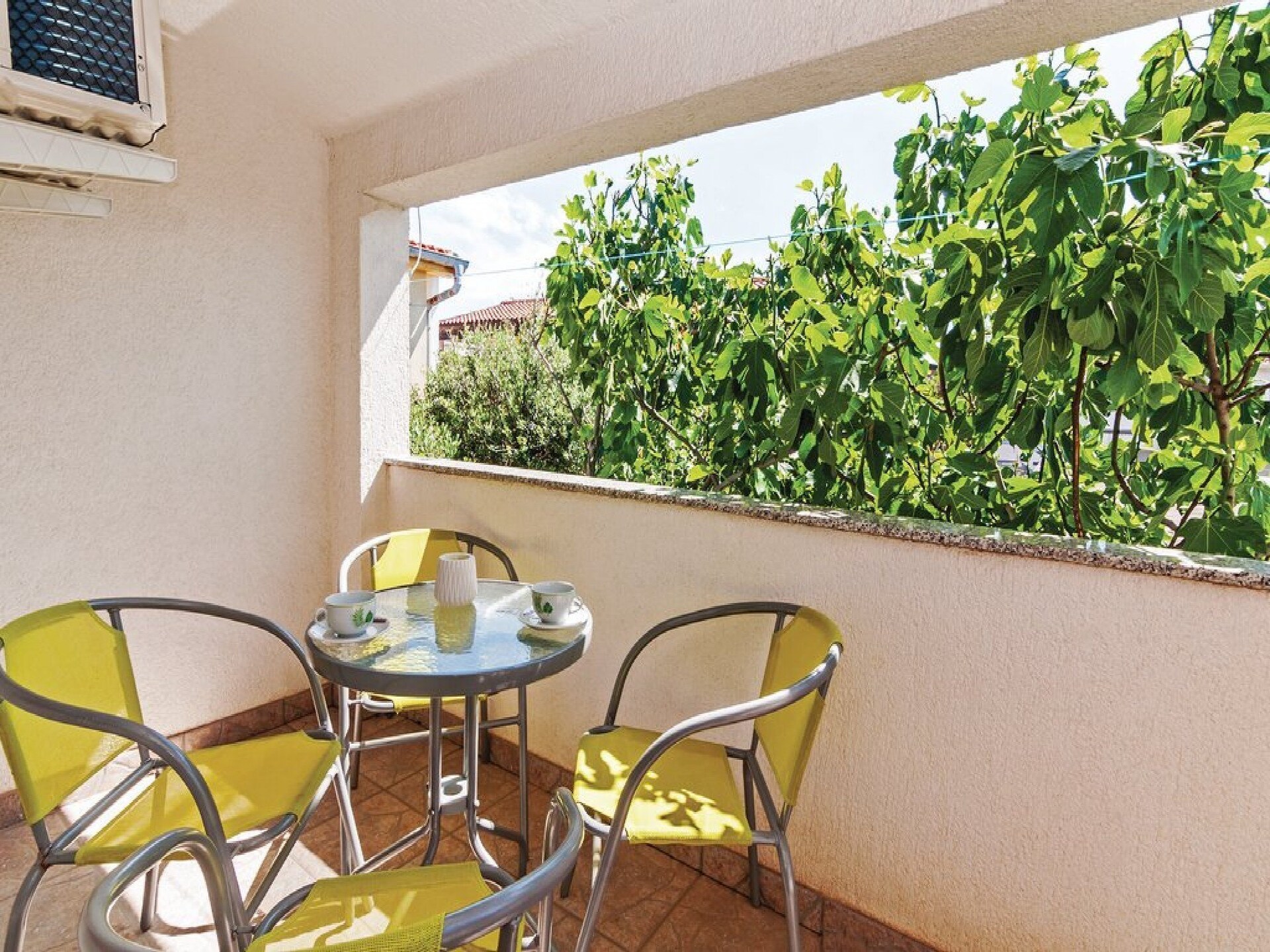 Appartement aan zee met terras en uitzicht op Vir – 100m van het strand - foto 14