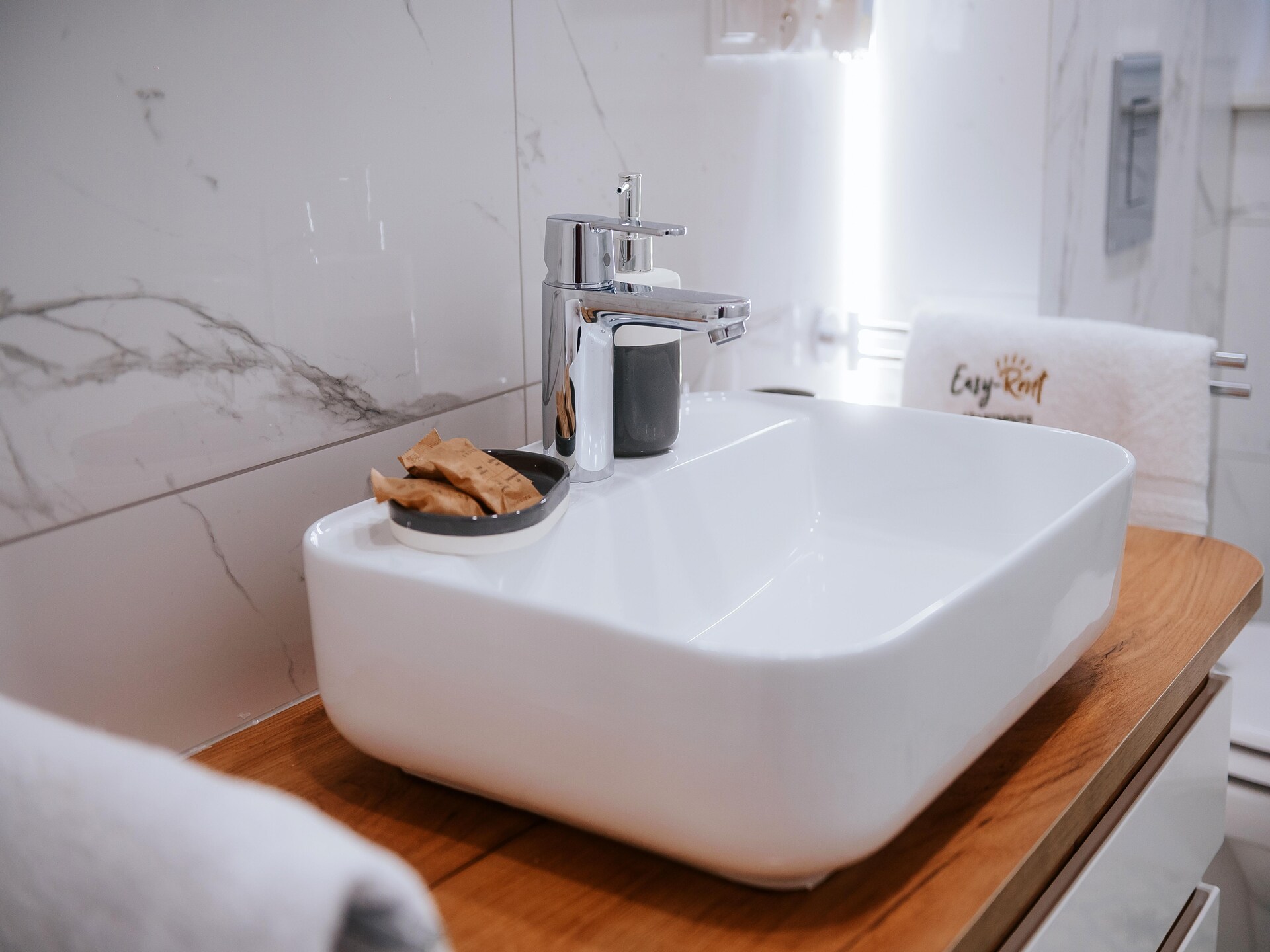 Op 450 m van zee: Modern appartement met wellness in Pobierowo - foto 20
