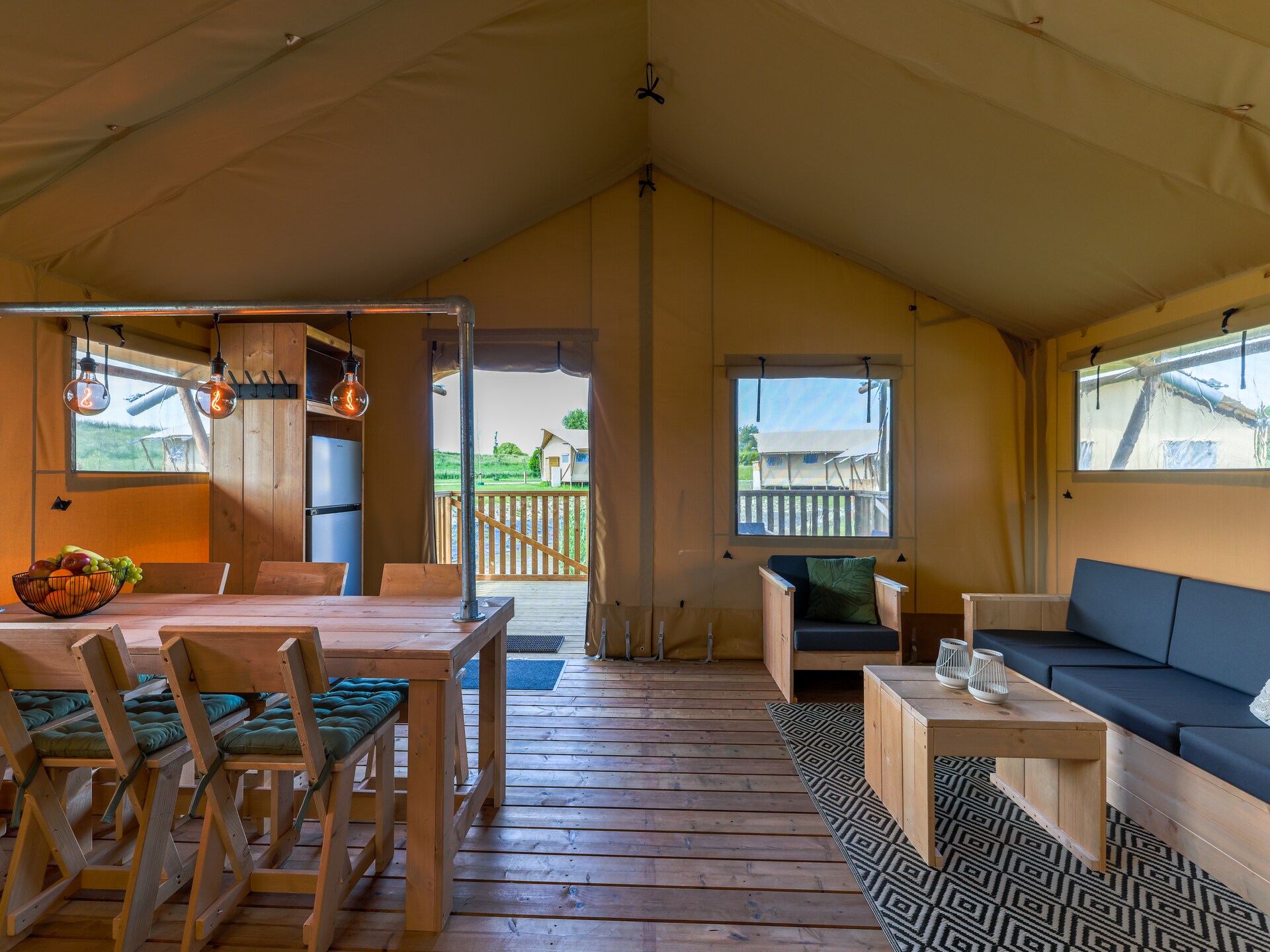 Safarilodge voor 6 personen op Villavakantiepark IJsselhof in Andijk - foto 2