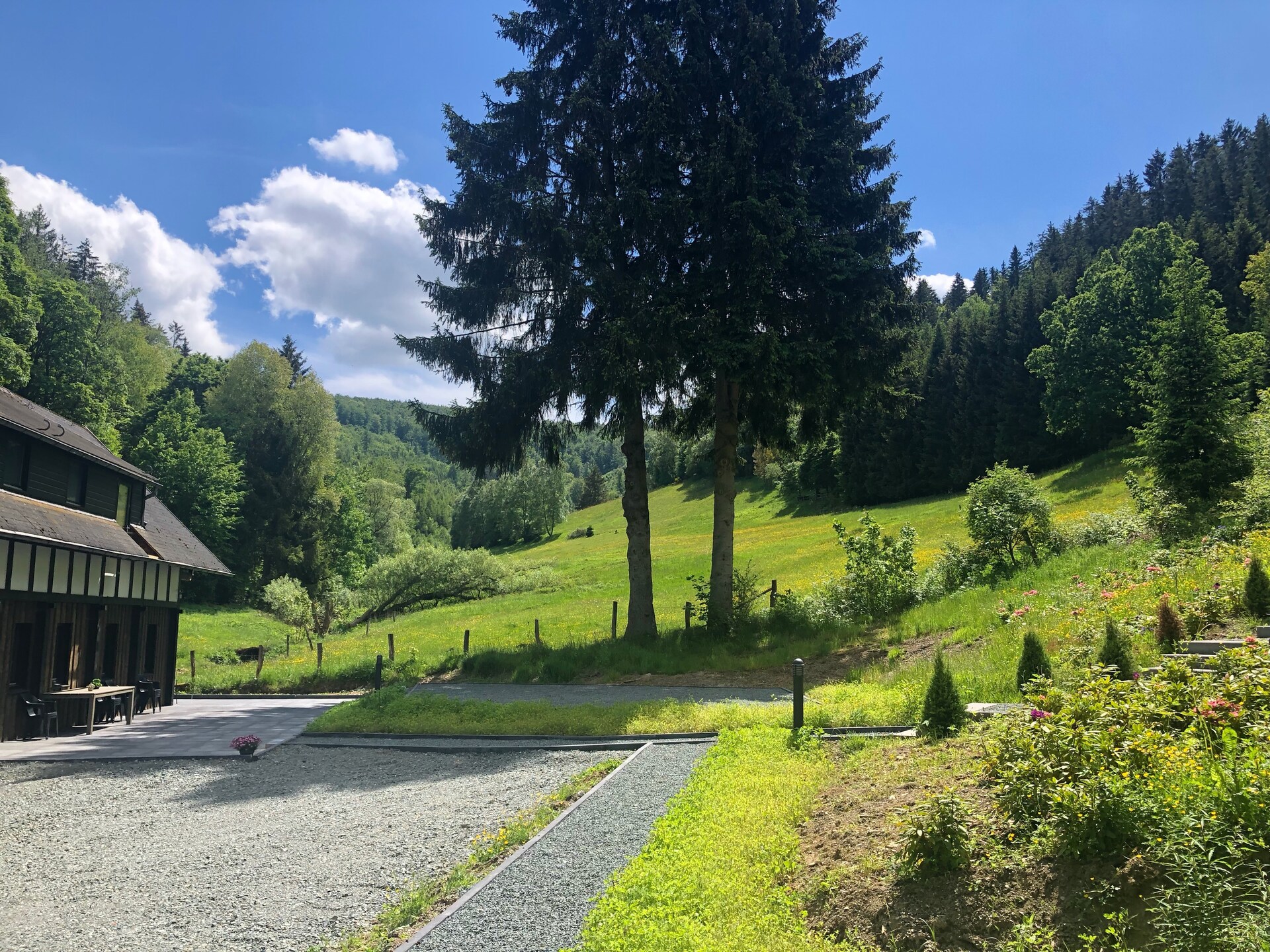 Ruim vakwerkhuis voor 10 personen aan de bosrand bij Winterberg-Züschen - foto 9