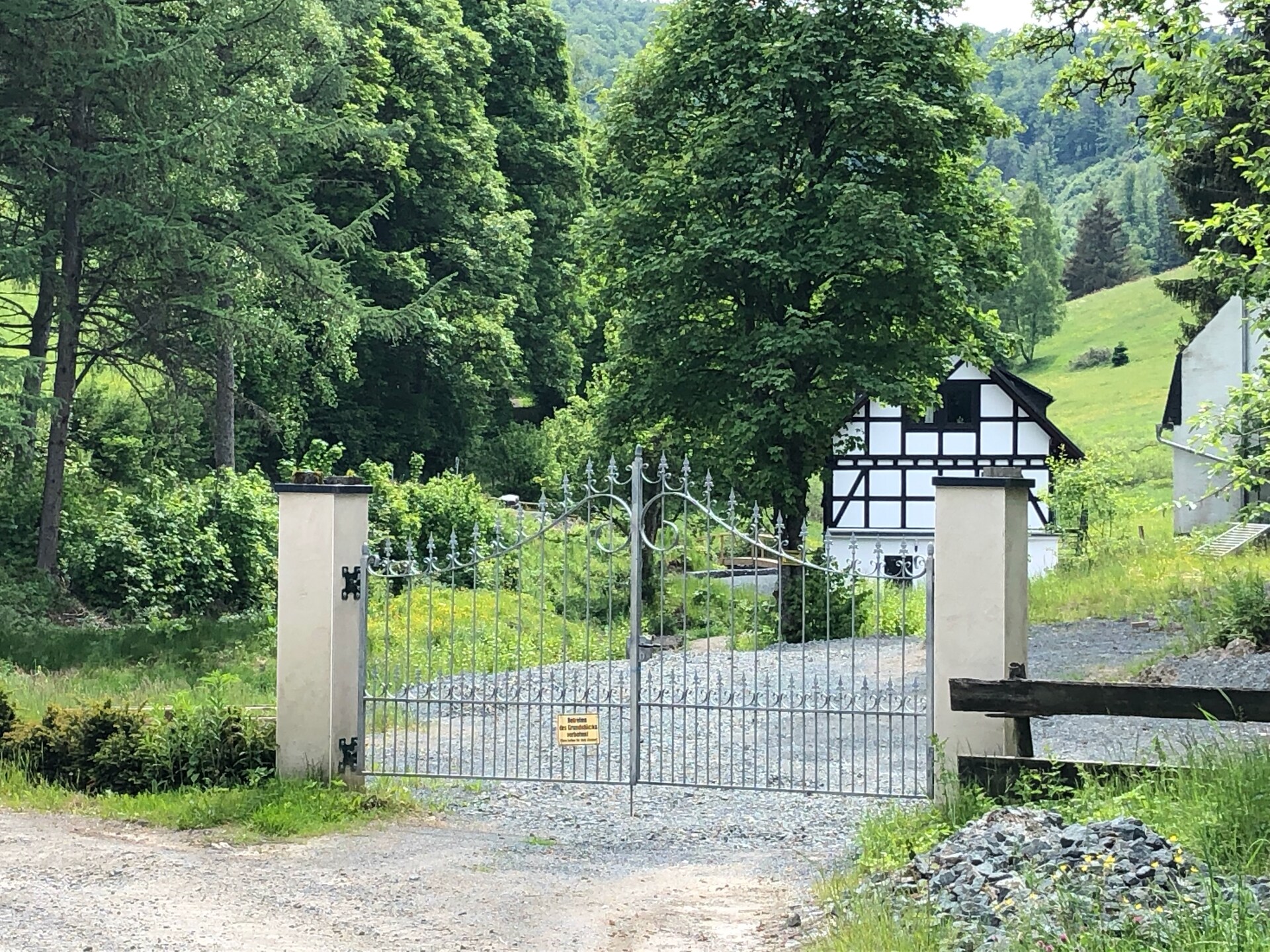Ruim vakwerkhuis voor 10 personen aan de bosrand bij Winterberg-Züschen - foto 11