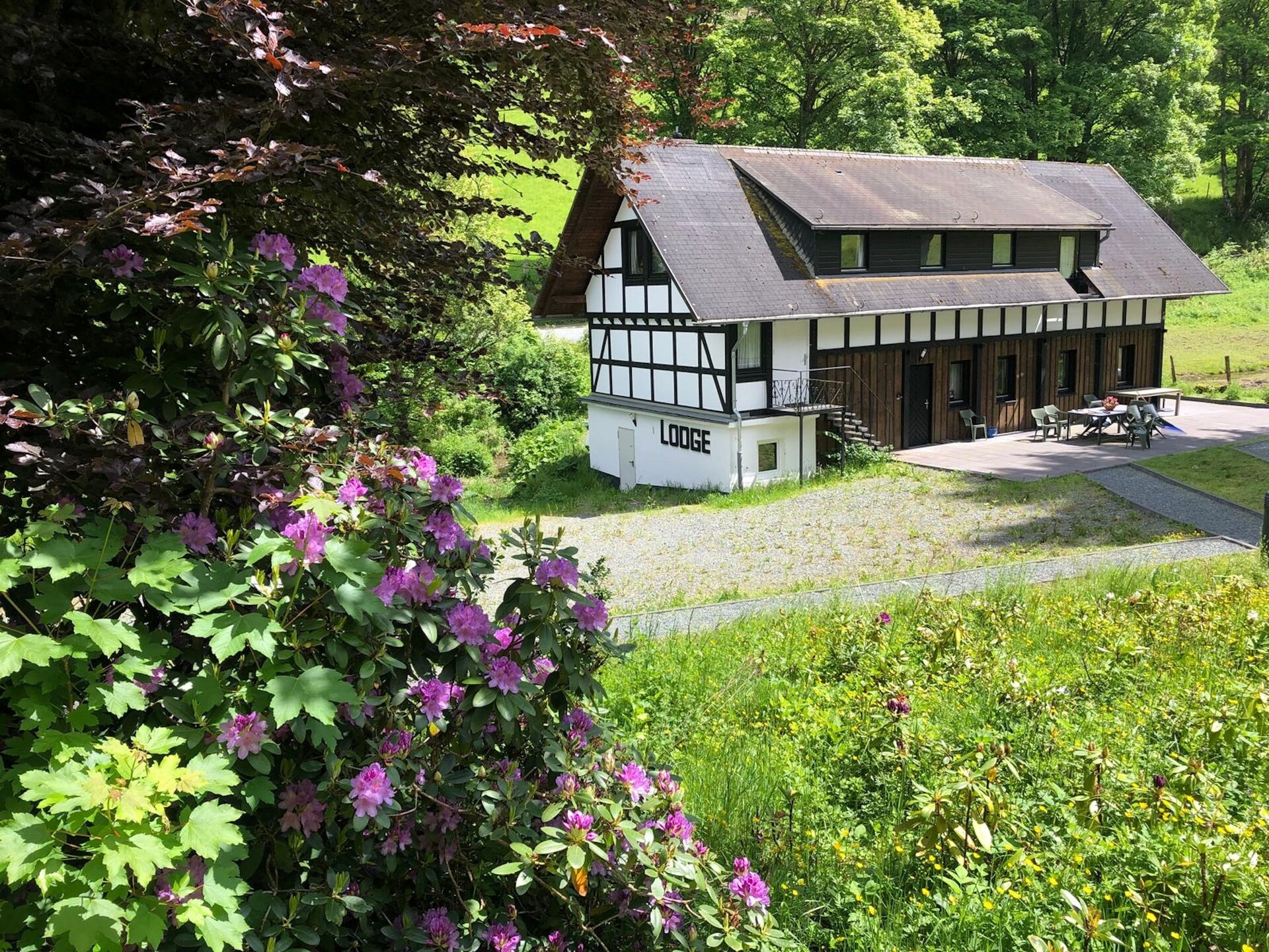 Ruim vakwerkhuis voor 10 personen aan de bosrand bij Winterberg-Züschen - foto 10
