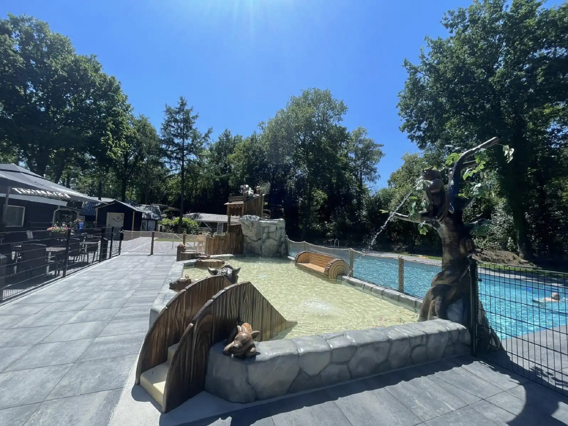 Modern boshuisje met haard op huisdiervriendelijk vakantiepark in Hoenderloo - foto 25