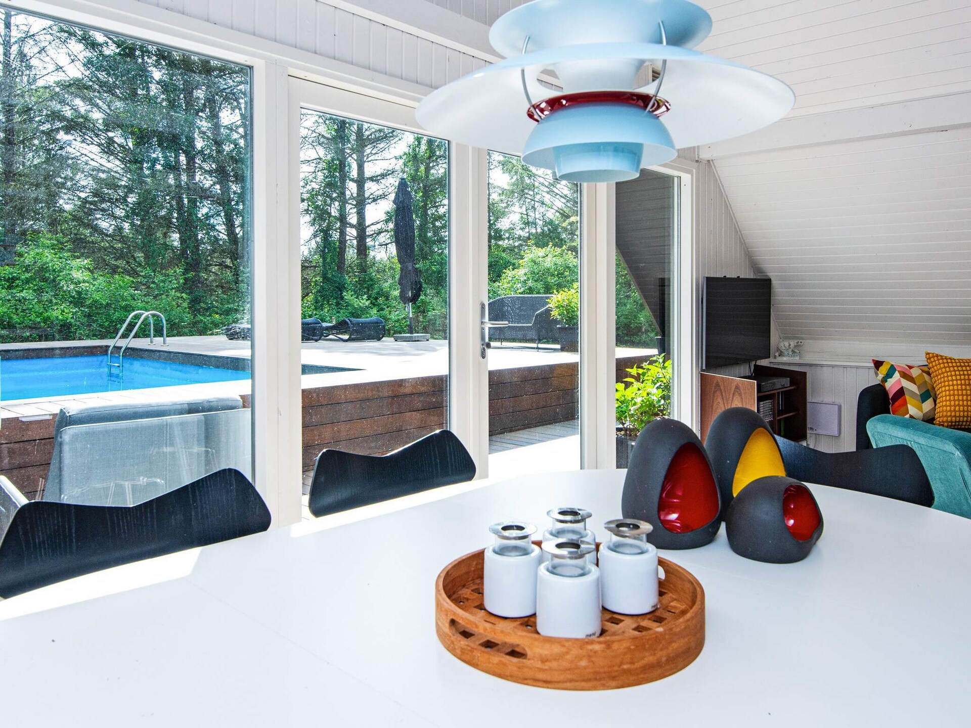 Modern vakantiehuis met privézwembad, 200m van de fjord - foto 15