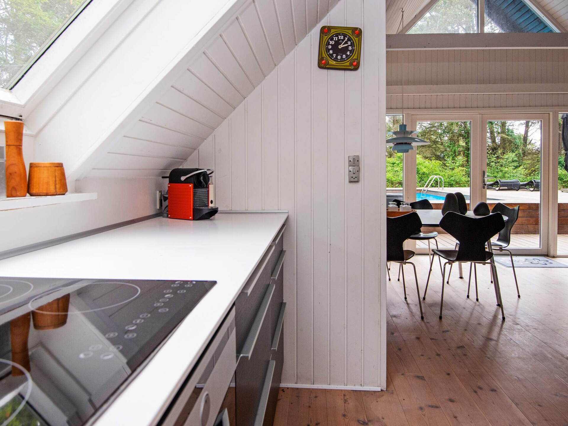 Modern vakantiehuis met privézwembad, 200m van de fjord - foto 17
