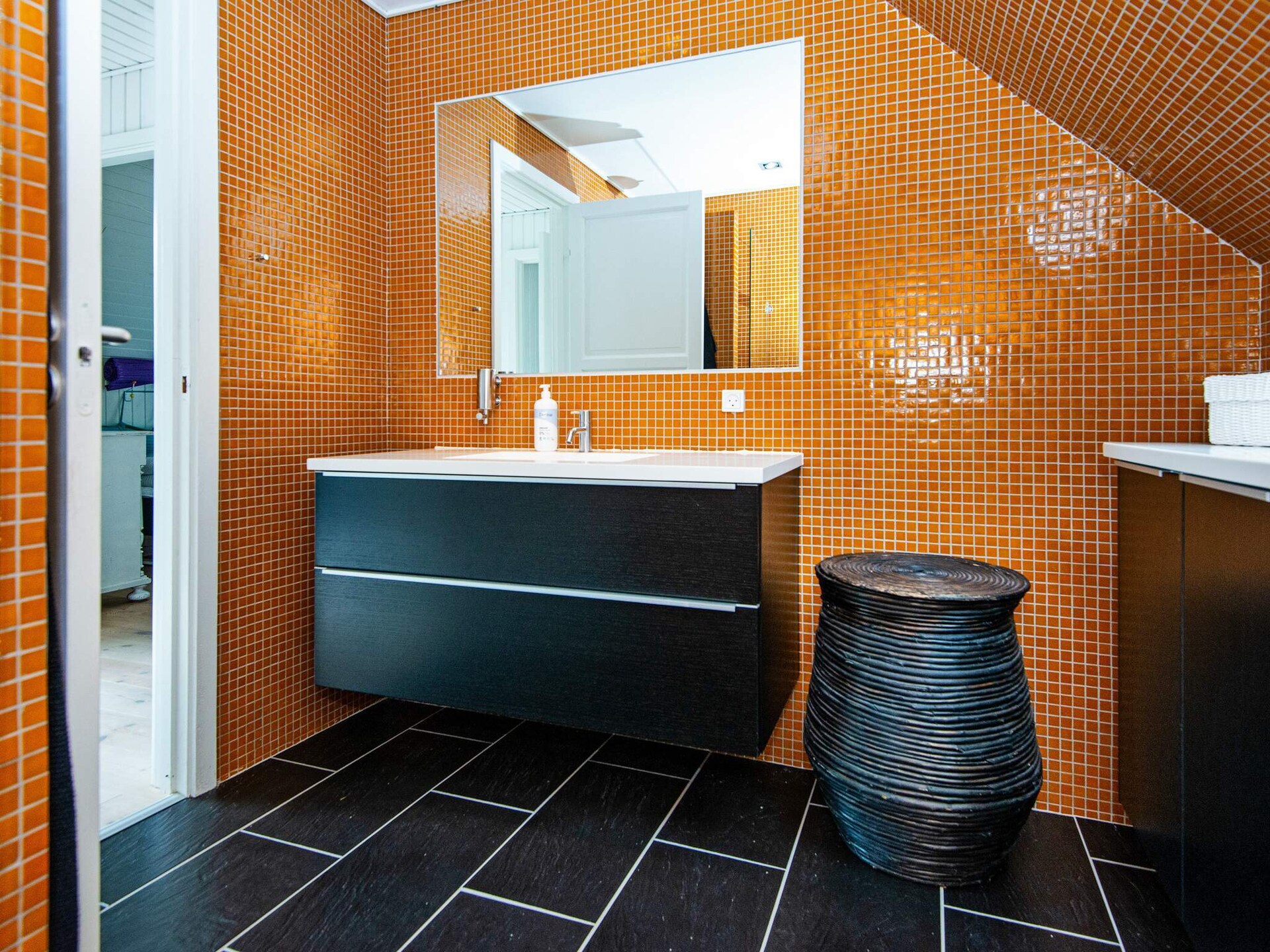 Modern vakantiehuis met privézwembad, 200m van de fjord - foto 18