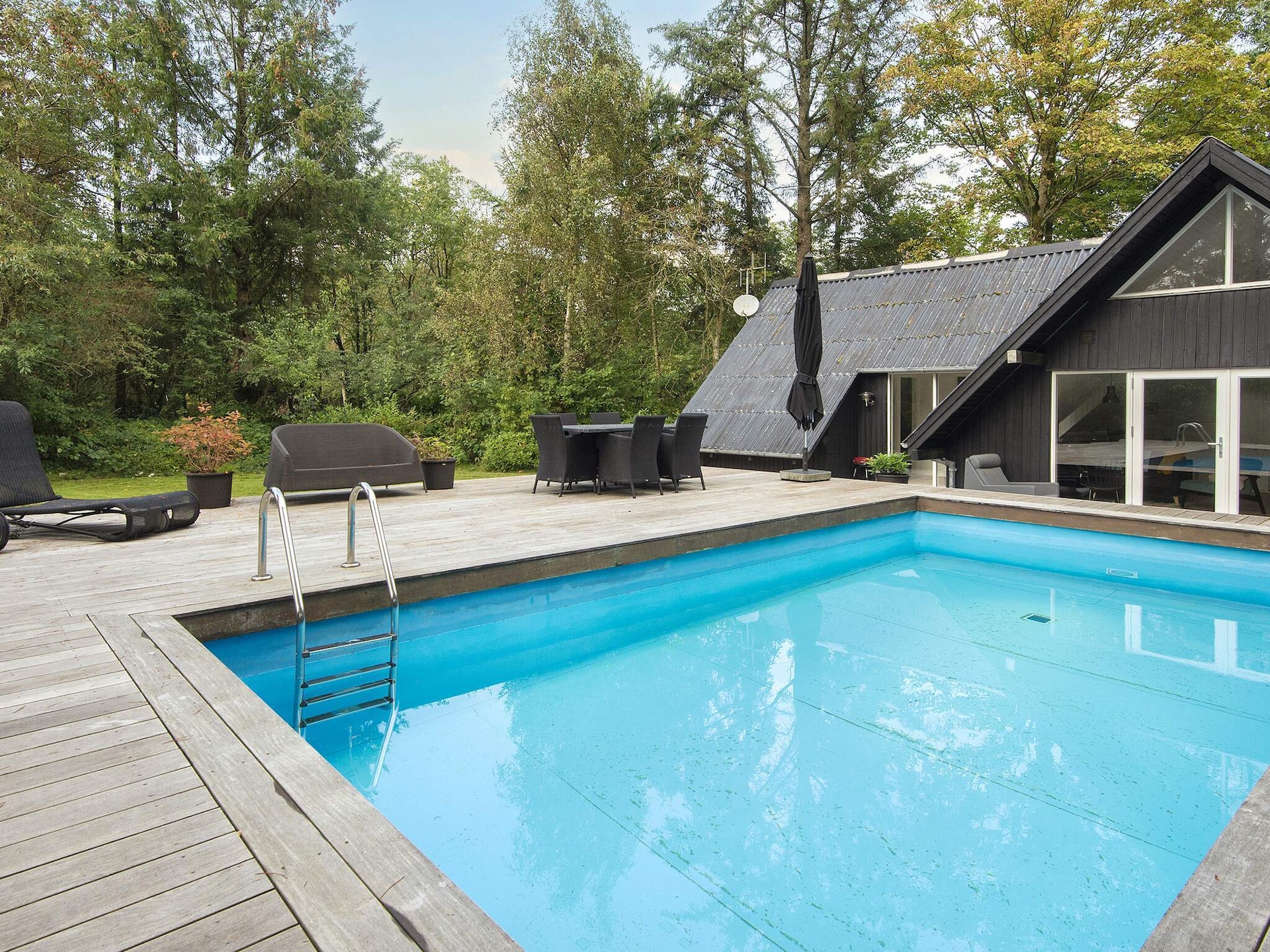 Modern vakantiehuis met privézwembad, 200m van de fjord - foto 21
