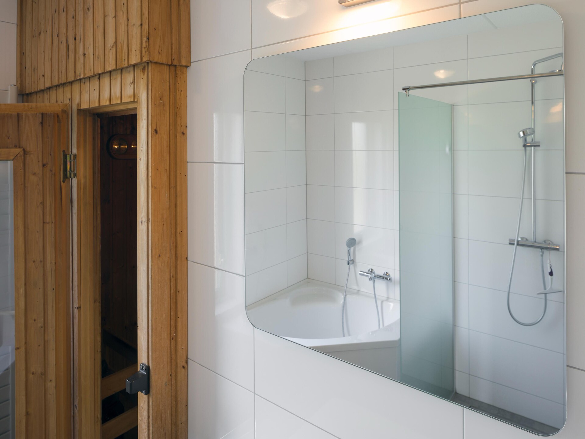 Vrijstaand vakantiehuis met sauna op Roompot Beach Resort, 100m van zee - foto 10