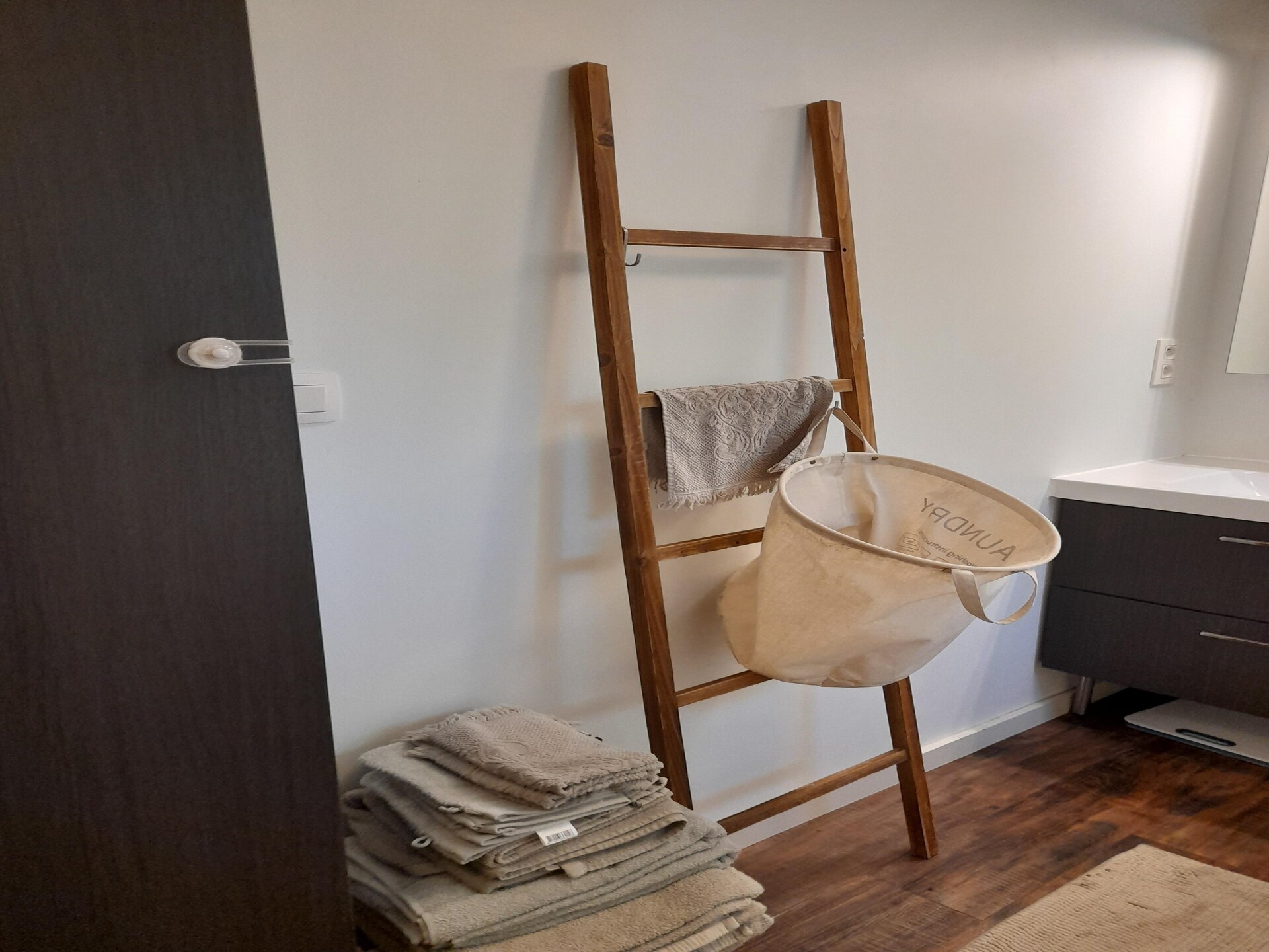 Sfeervol chalet in bosrijk Oud-Turnhout met omheinde tuin, 3 slaapkamers - foto 35