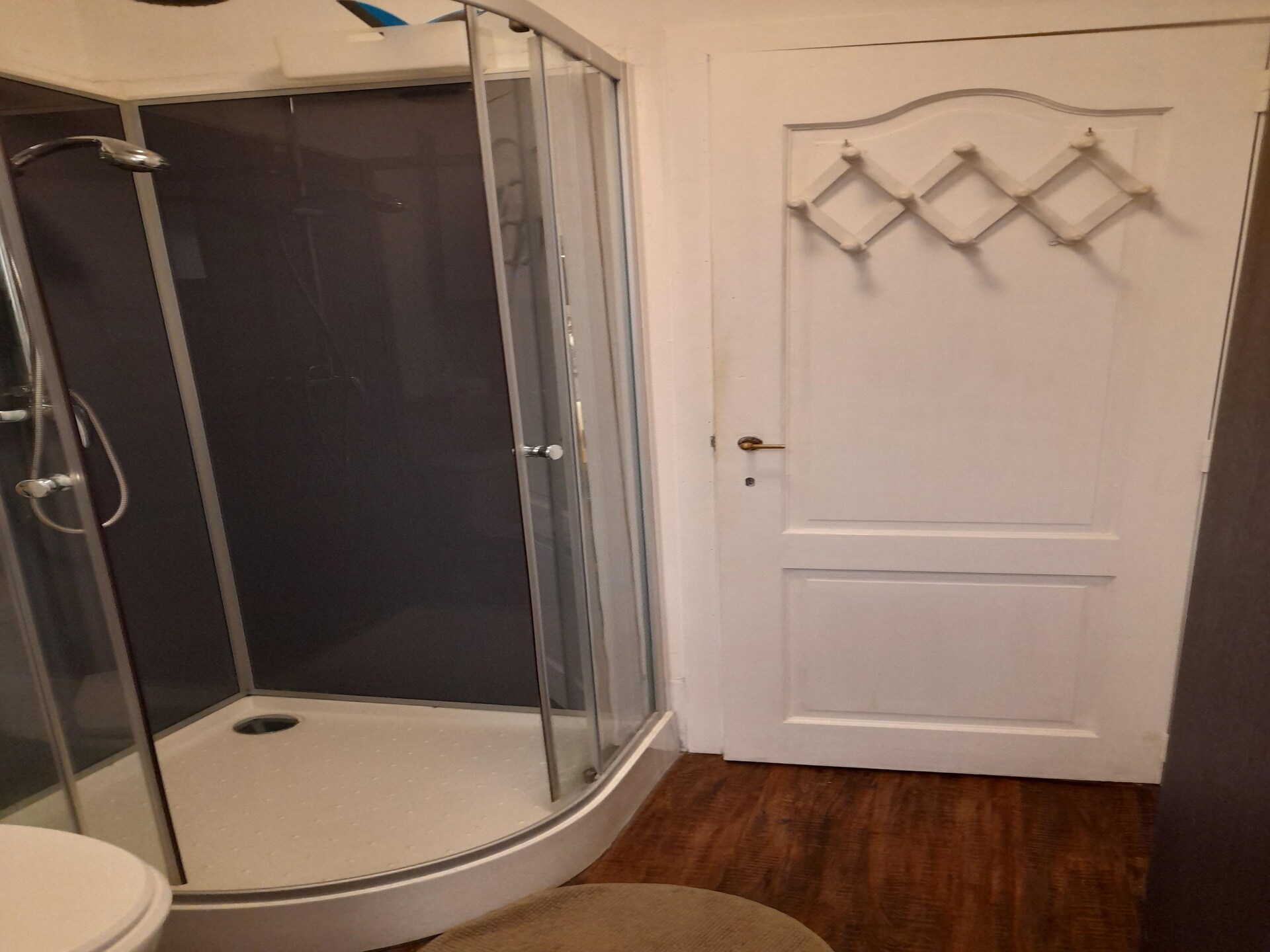 Sfeervol chalet in bosrijk Oud-Turnhout met omheinde tuin, 3 slaapkamers - foto 17
