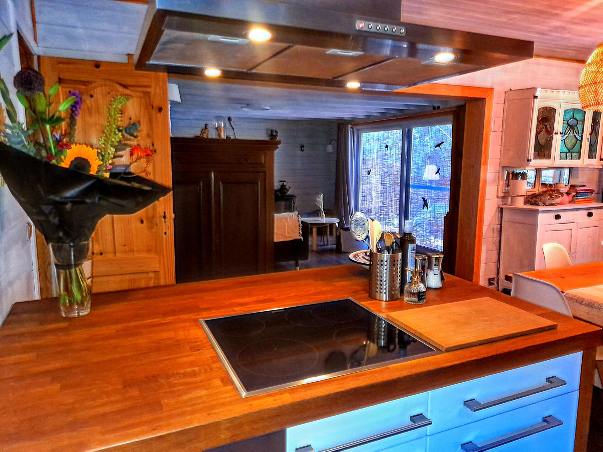 Sfeervol chalet in bosrijk Oud-Turnhout met omheinde tuin, 3 slaapkamers - foto 10