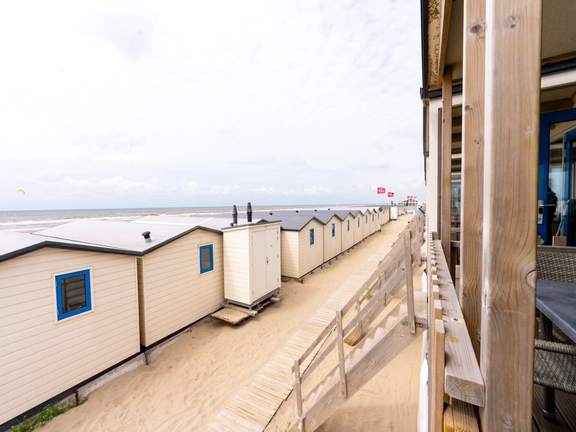 Beach house aan de duinen met zeezicht in Wijk aan Zee - foto 23