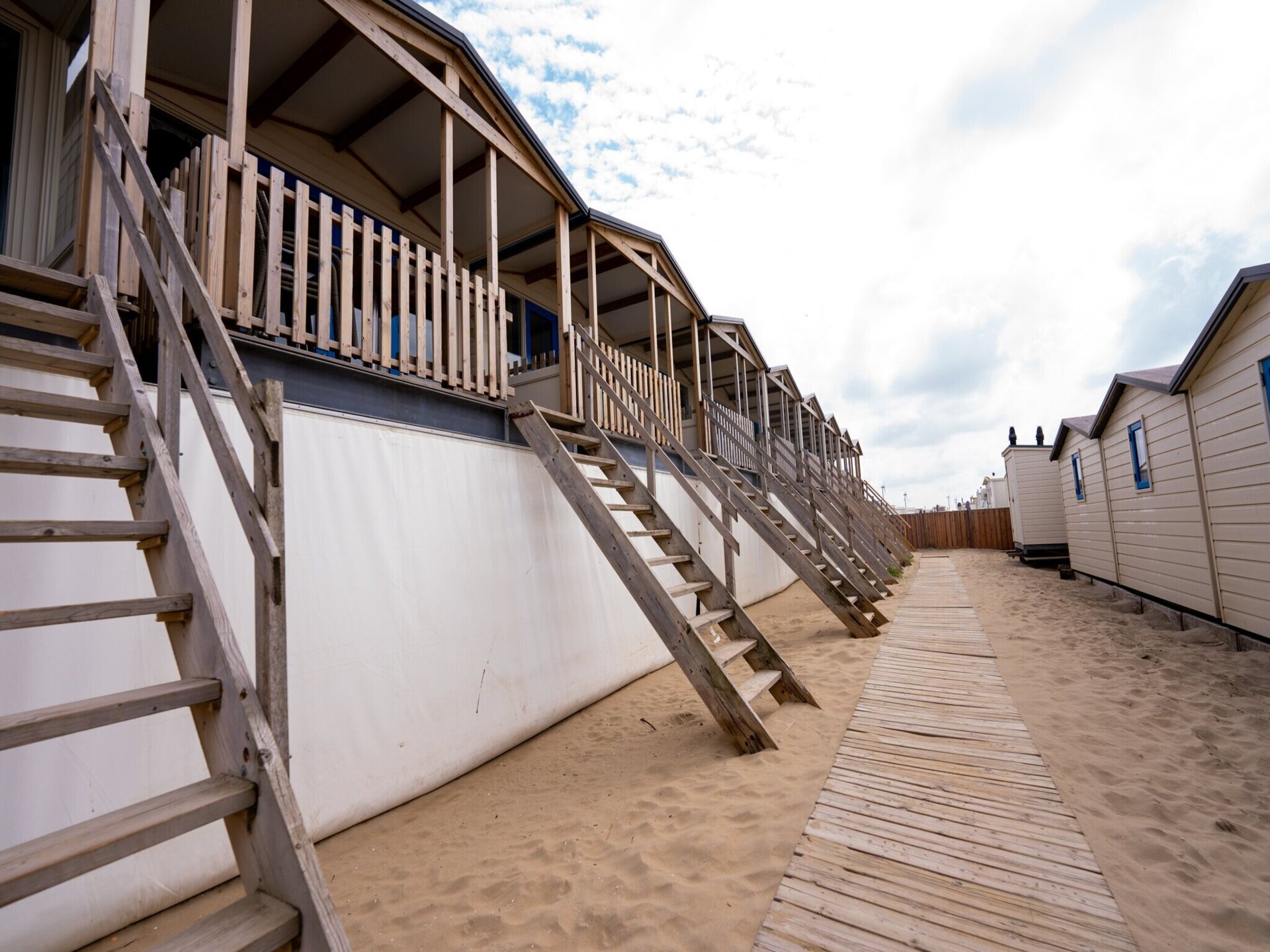 Beach house aan de duinen met zeezicht in Wijk aan Zee - foto 7