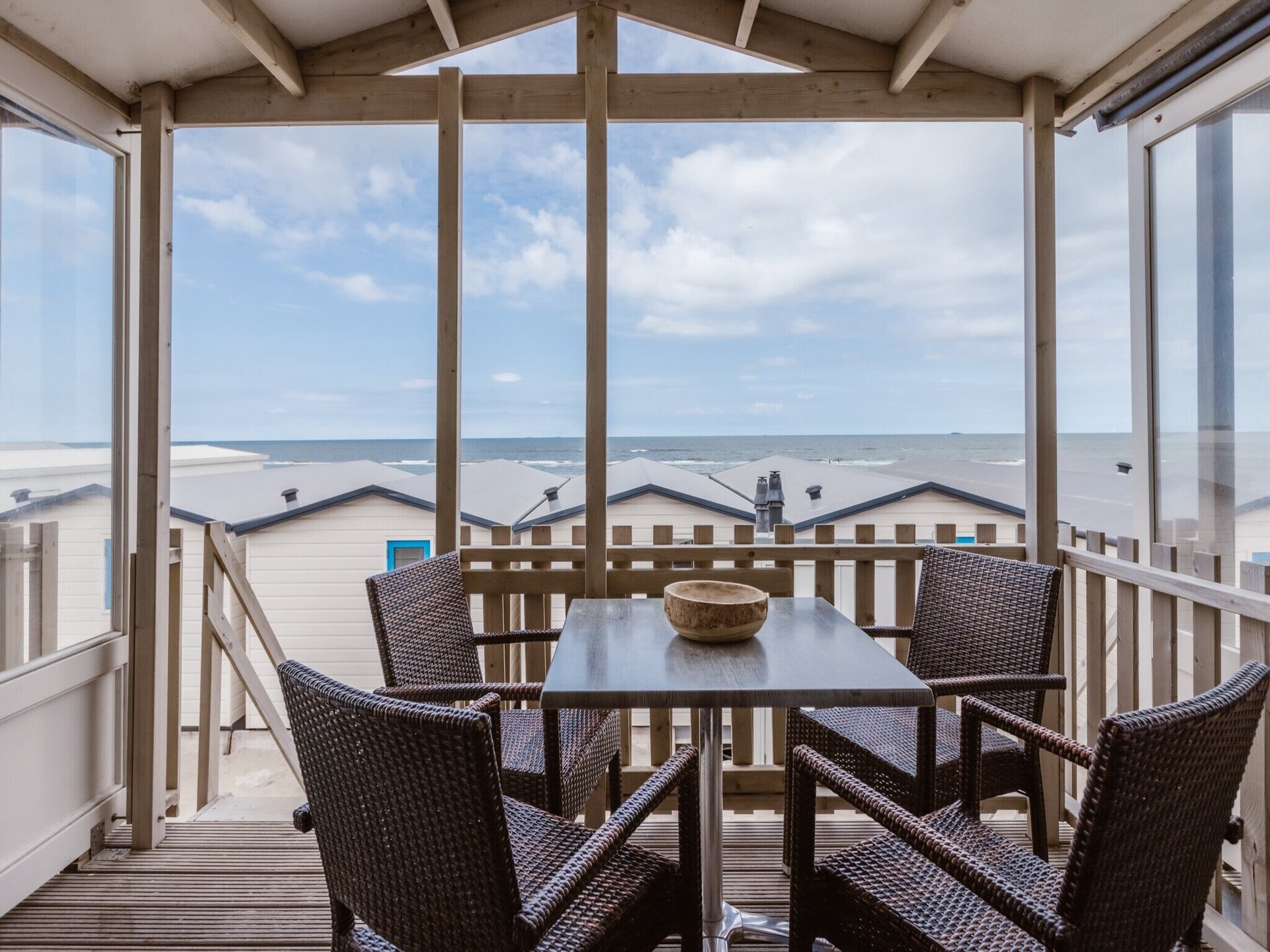 Beach house aan de duinen met zeezicht in Wijk aan Zee - foto 20