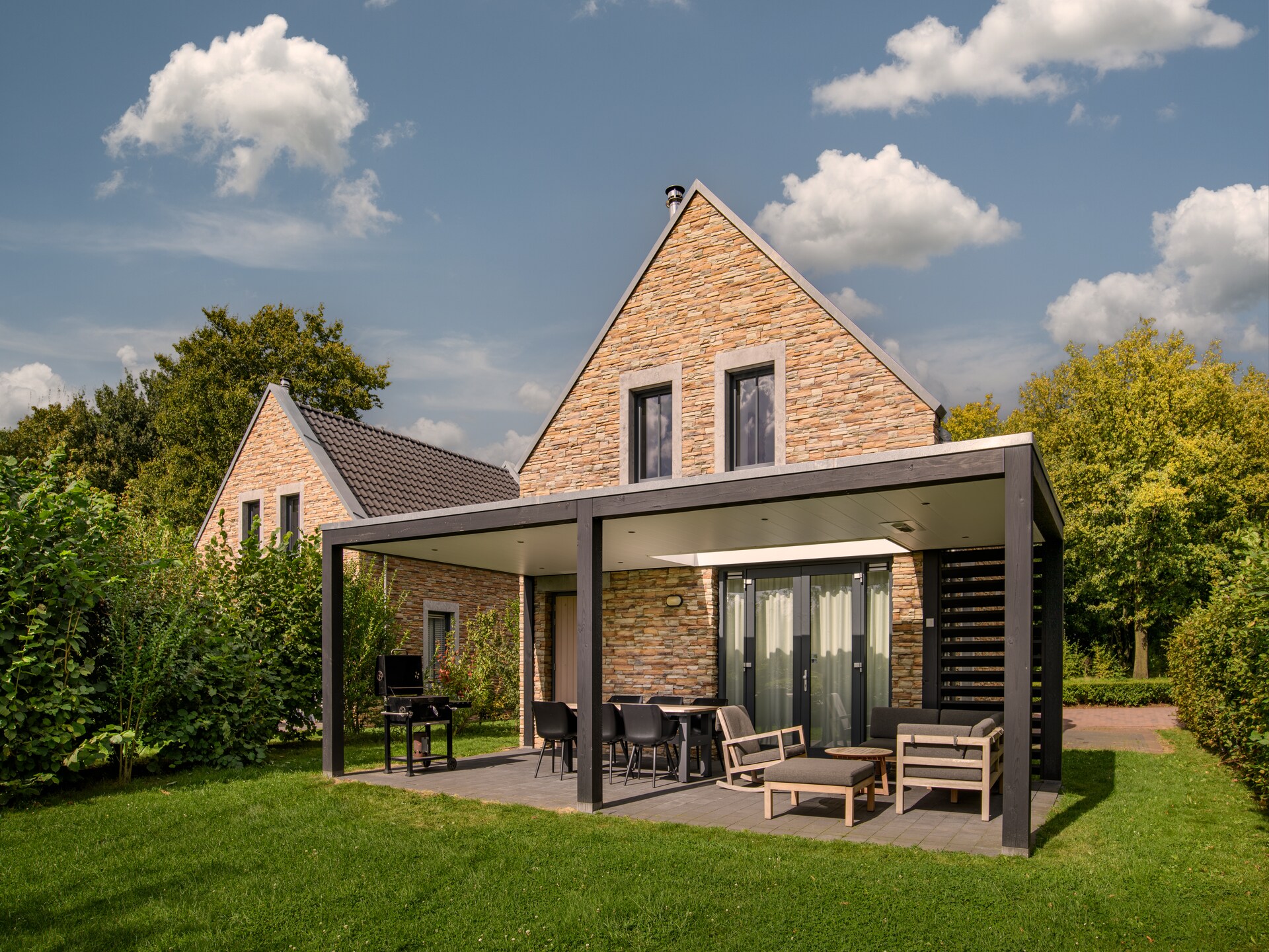 Vrijstaande villa op Resort Maastricht met houtkachel en veranda - foto 12