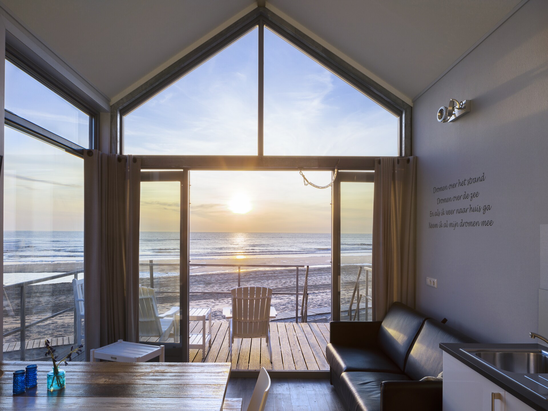 Trendy beach house op het Noordzeestrand van Julianadorp - foto 11