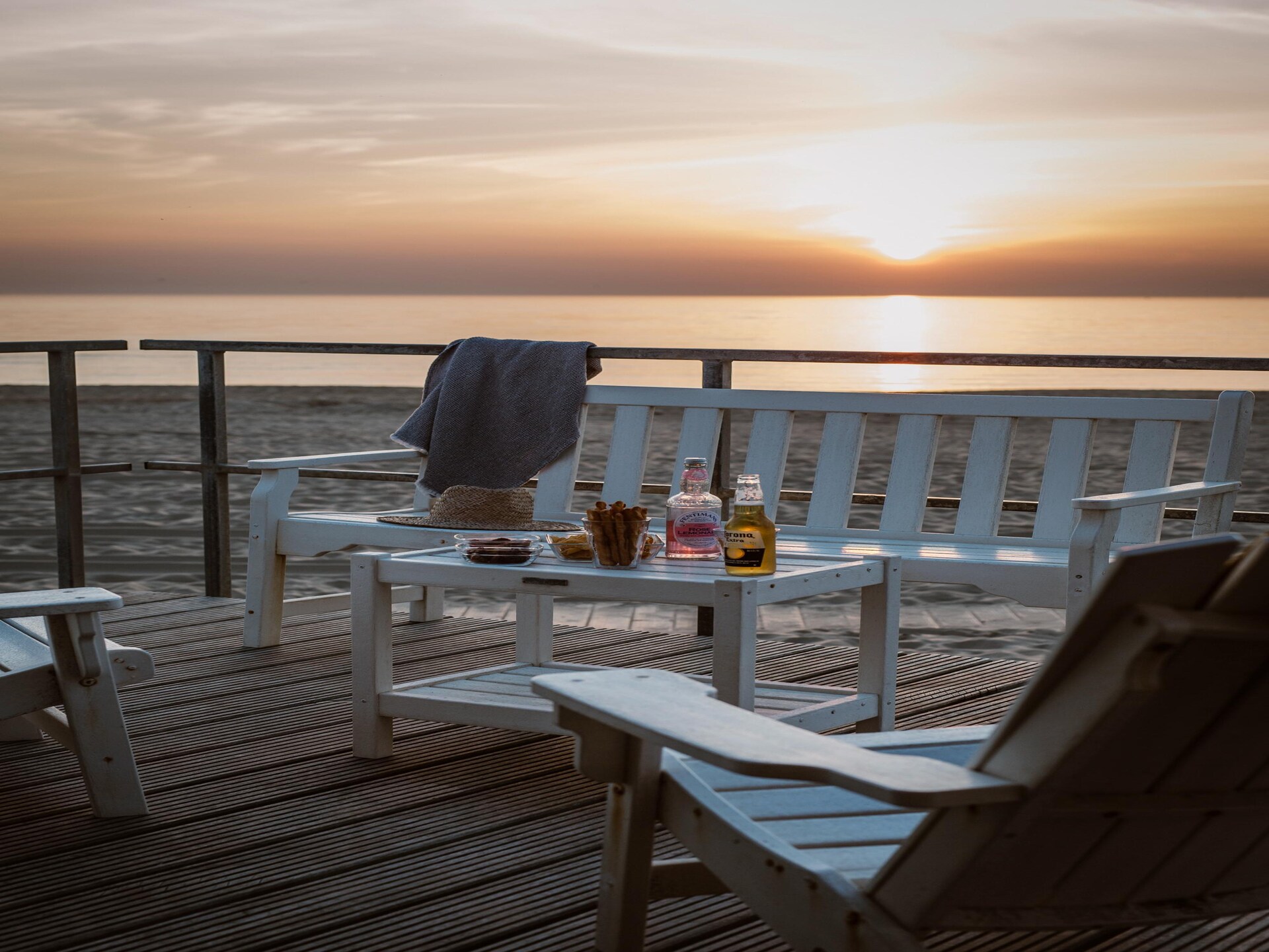 Trendy beach house op het Noordzeestrand van Julianadorp - foto 14