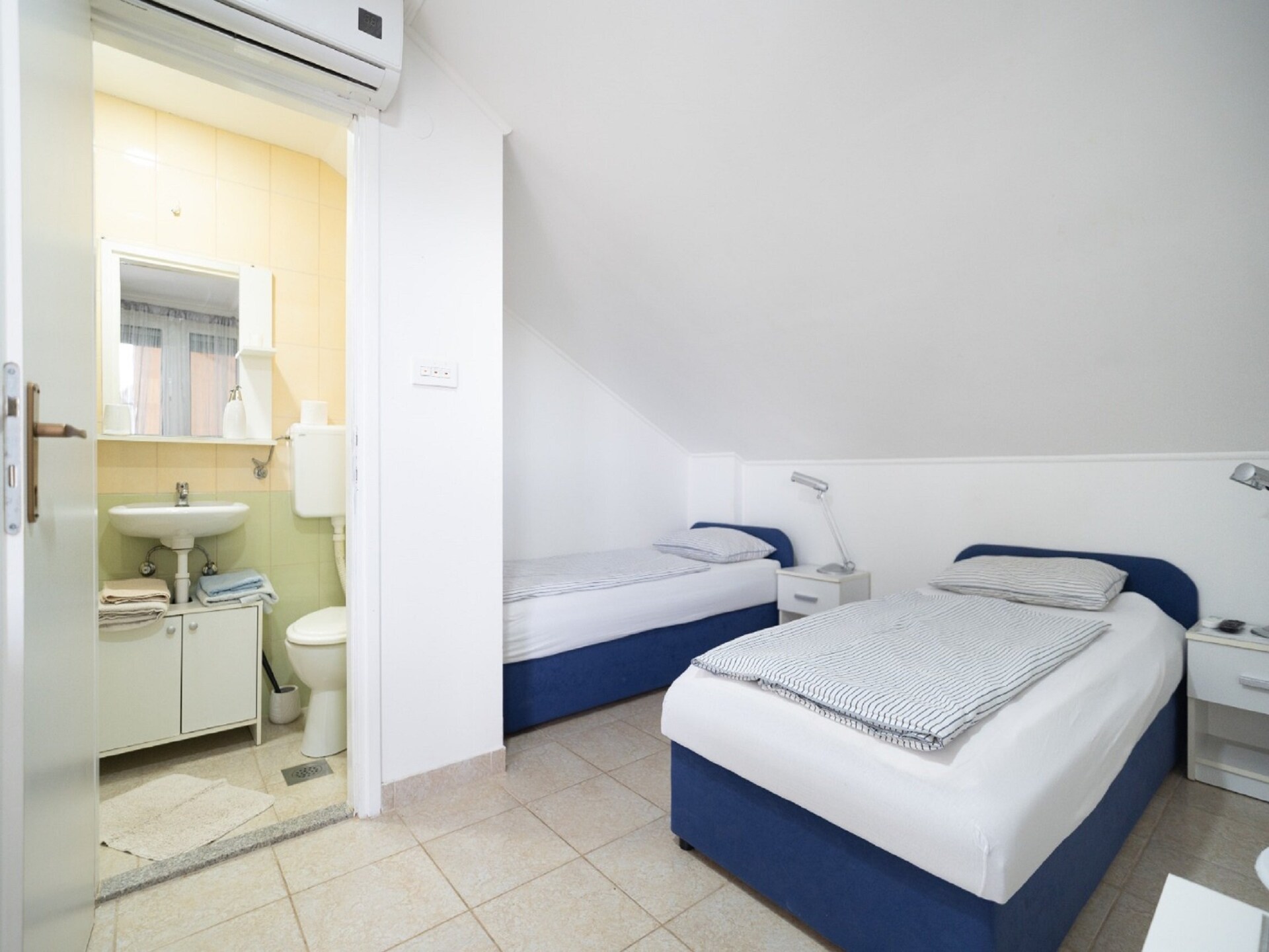 2-persoons appartement in Karin Gornji vlak bij het strand - foto 19