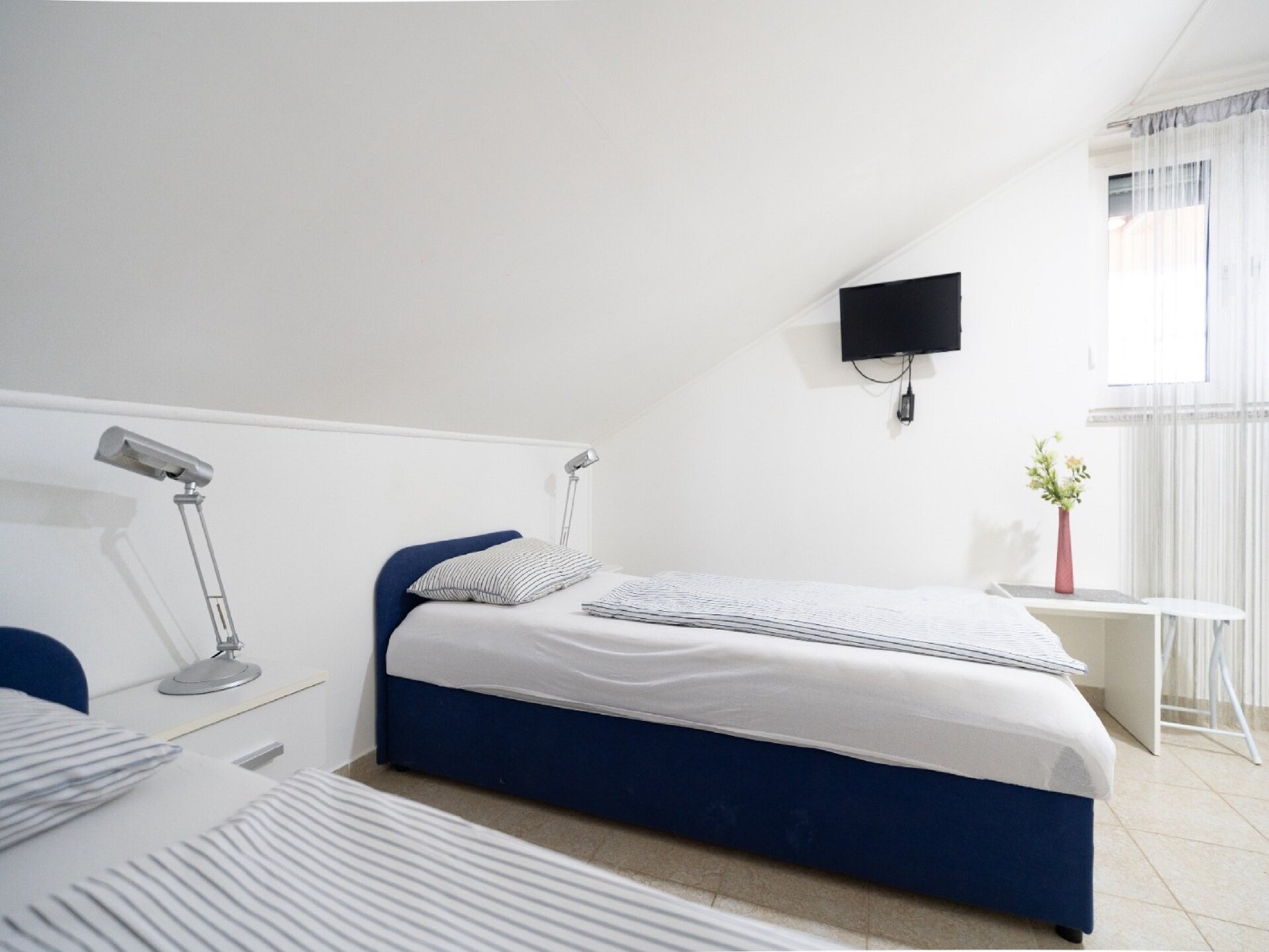 2-persoons appartement in Karin Gornji vlak bij het strand - foto 21
