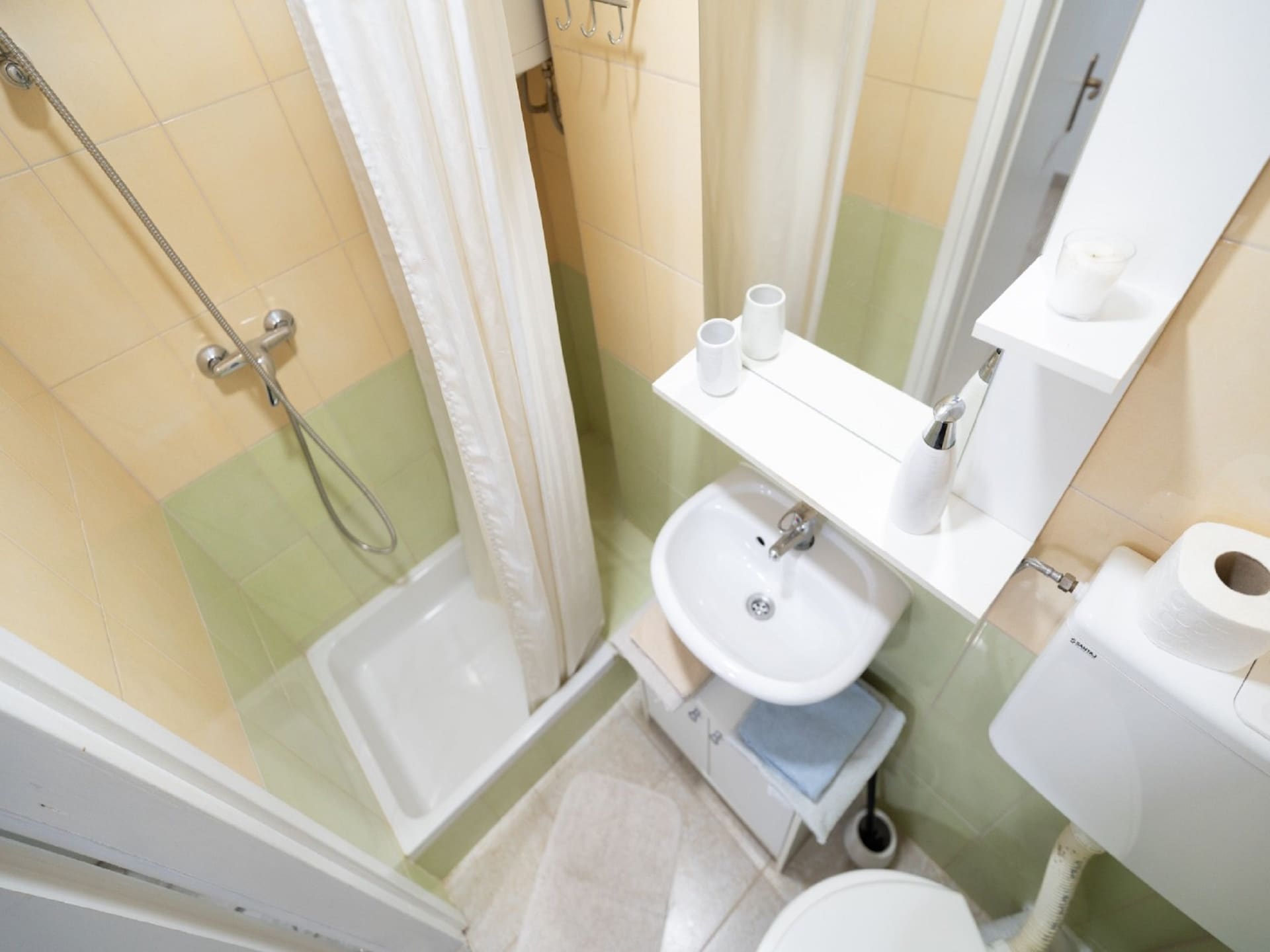 2-persoons appartement in Karin Gornji vlak bij het strand - foto 33