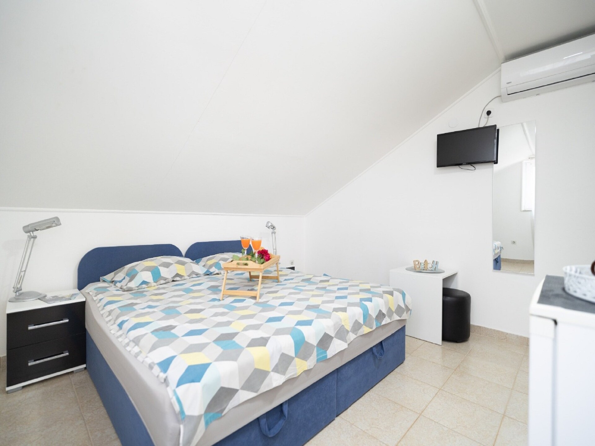 2-persoons appartement in Karin Gornji vlak bij het strand - foto 26