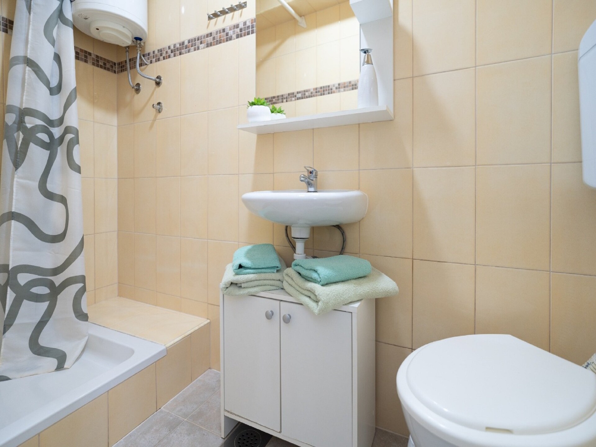 2-persoons appartement in Karin Gornji vlak bij het strand - foto 34