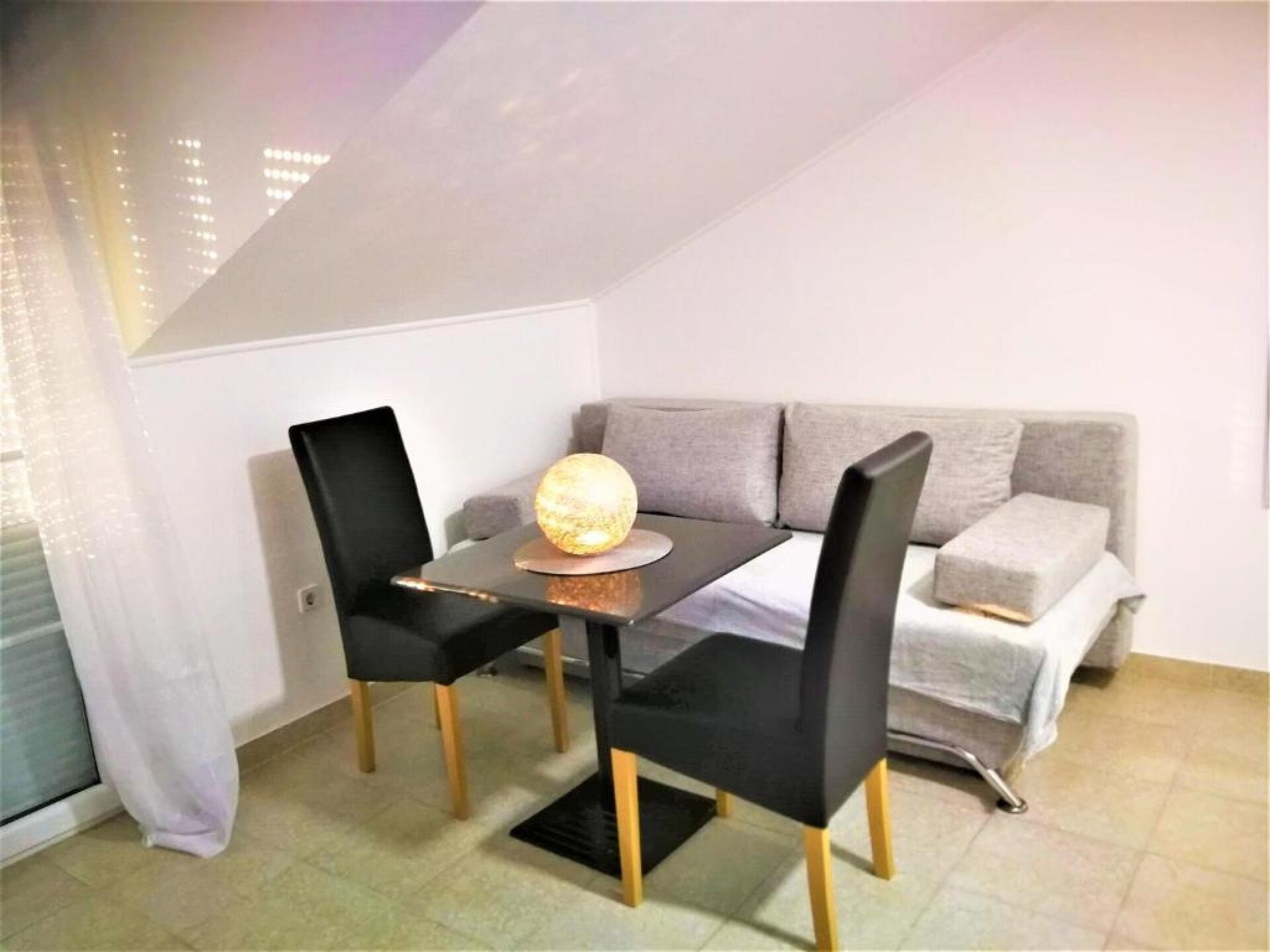 Op 500 m van het strand: Studio met zeezicht in Karin Gornji - foto 2
