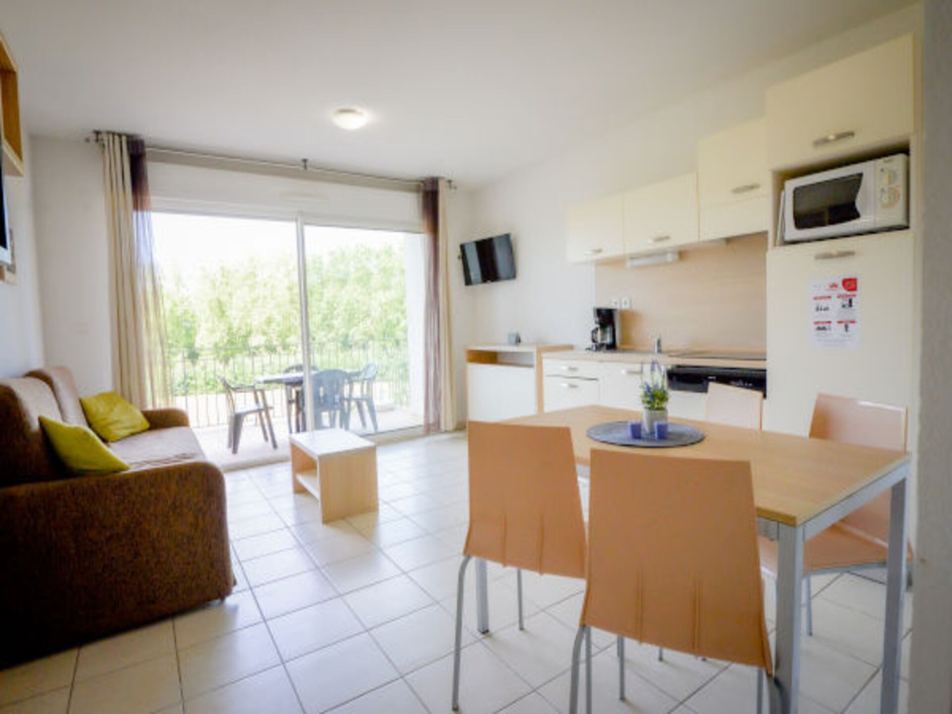 Knusse studio voor 2 aan het Meer van Jouarres in Azille - foto 2
