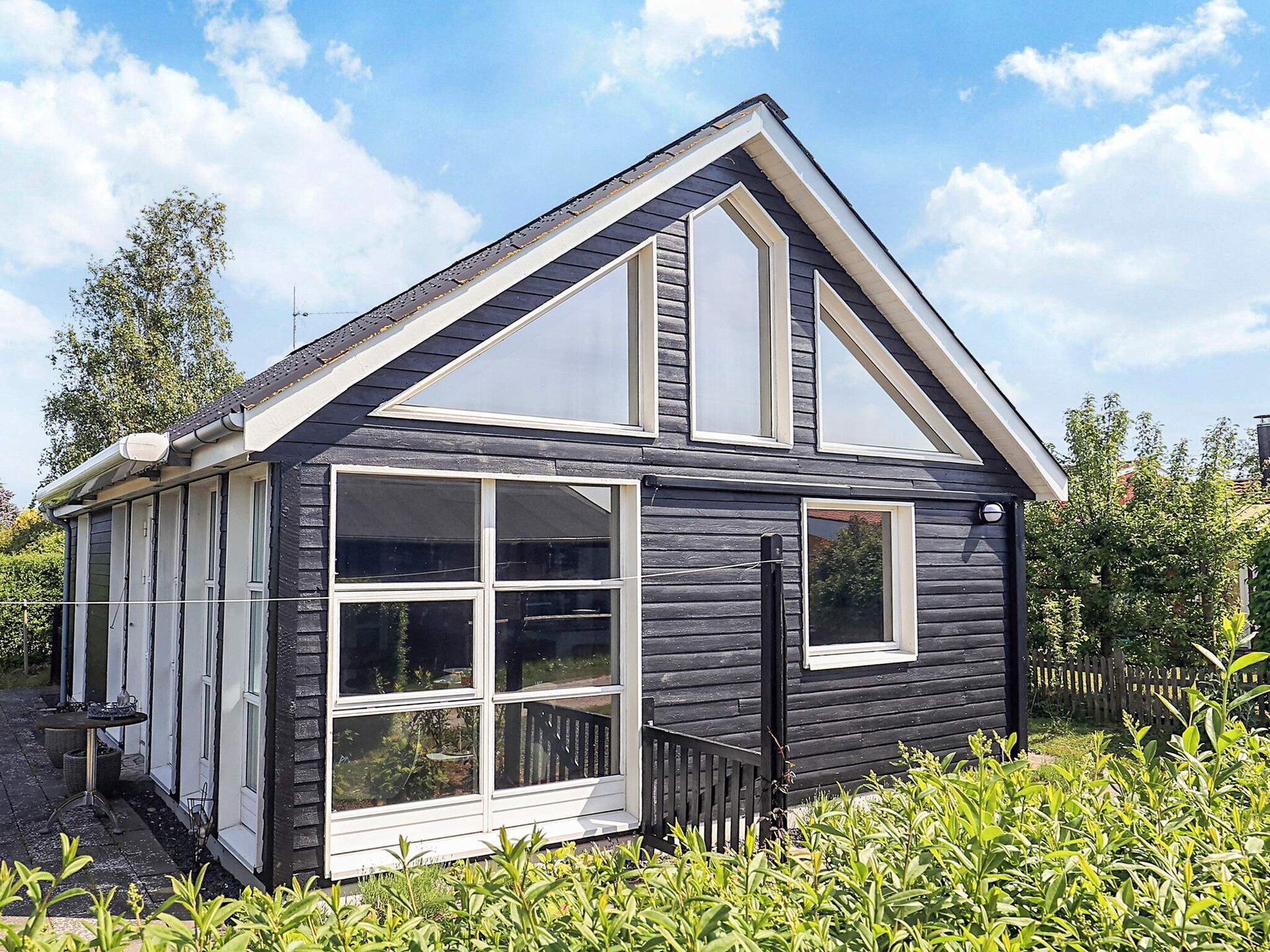 Compleet gerenoveerd vakantiehuis op 590 meter van zee in Karrebæksminde - foto 3