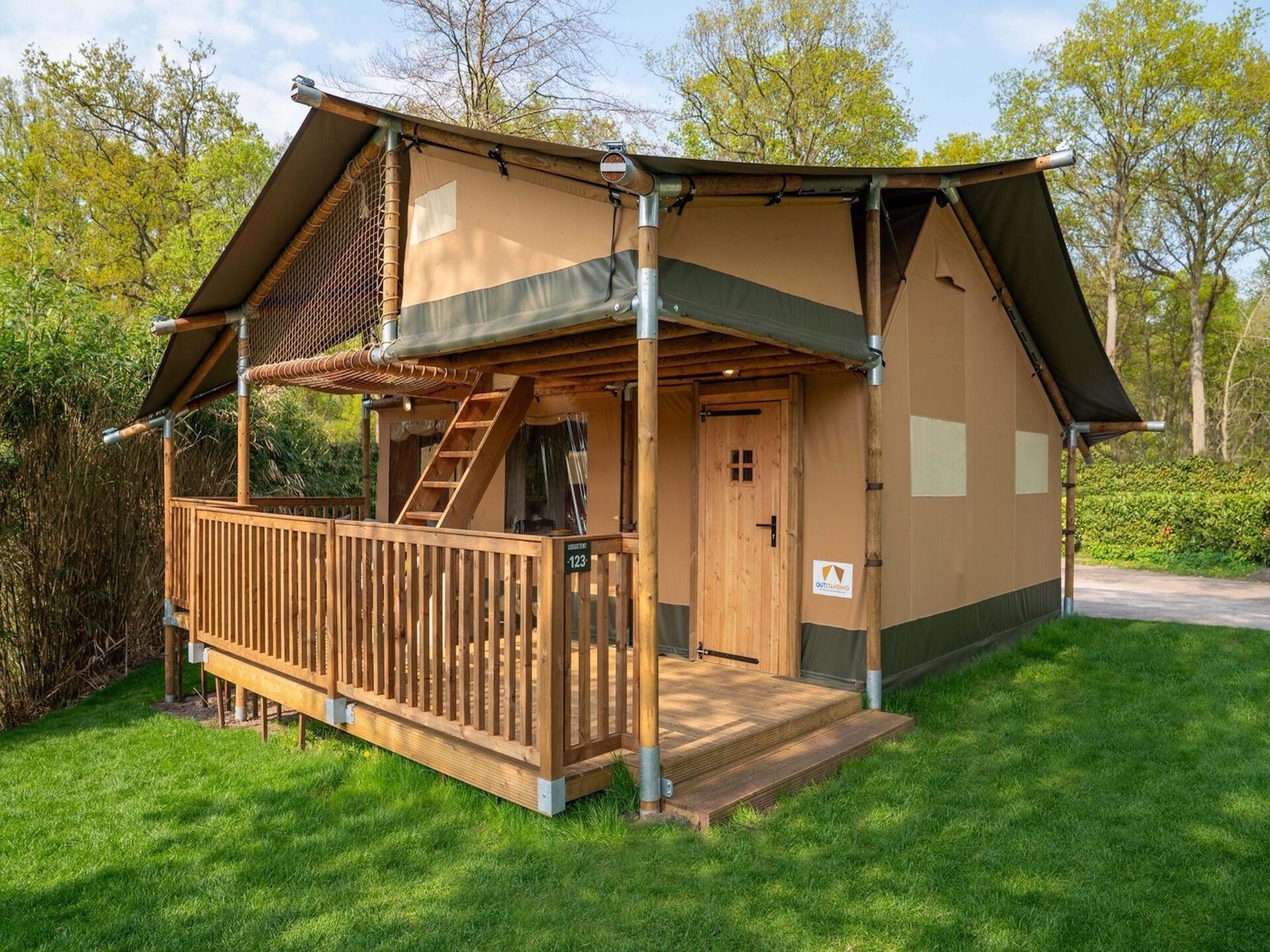 Glamping tent met uitzicht op Rhederlaagse Meren voor 8 personen - foto 5