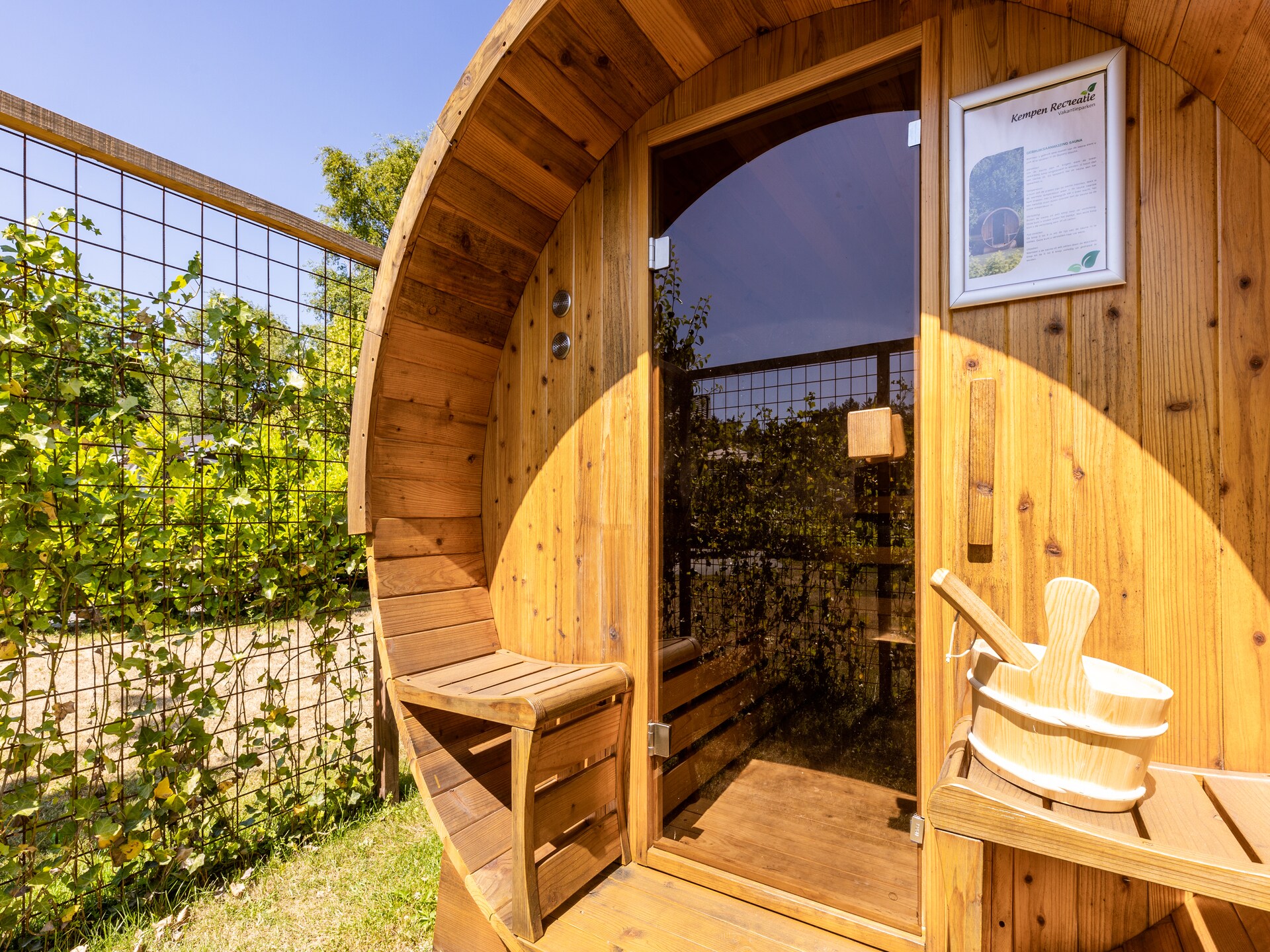 Modern chalet aan vijver met sauna in Veldhoven - foto 21