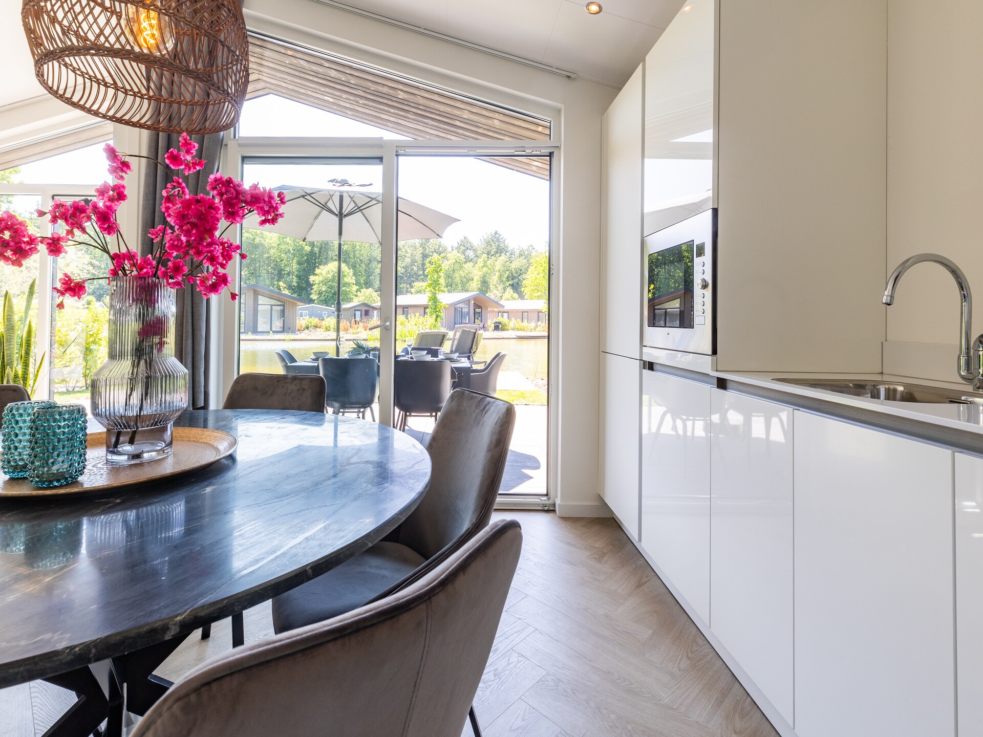 Modern chalet aan vijver met sauna in Veldhoven - foto 7
