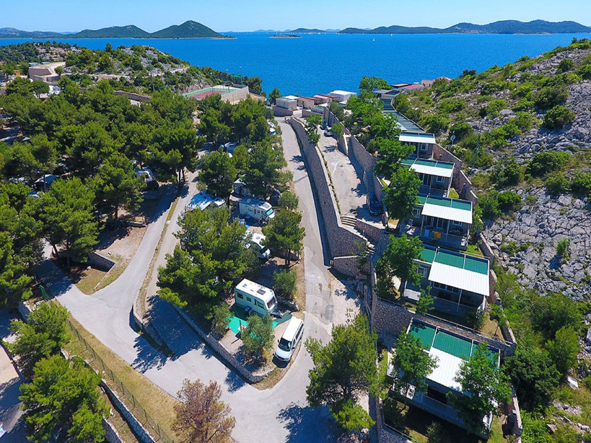 Mobile Home Fjaka: Luxe stacaravan op 70m van het strand in Drage - foto 38