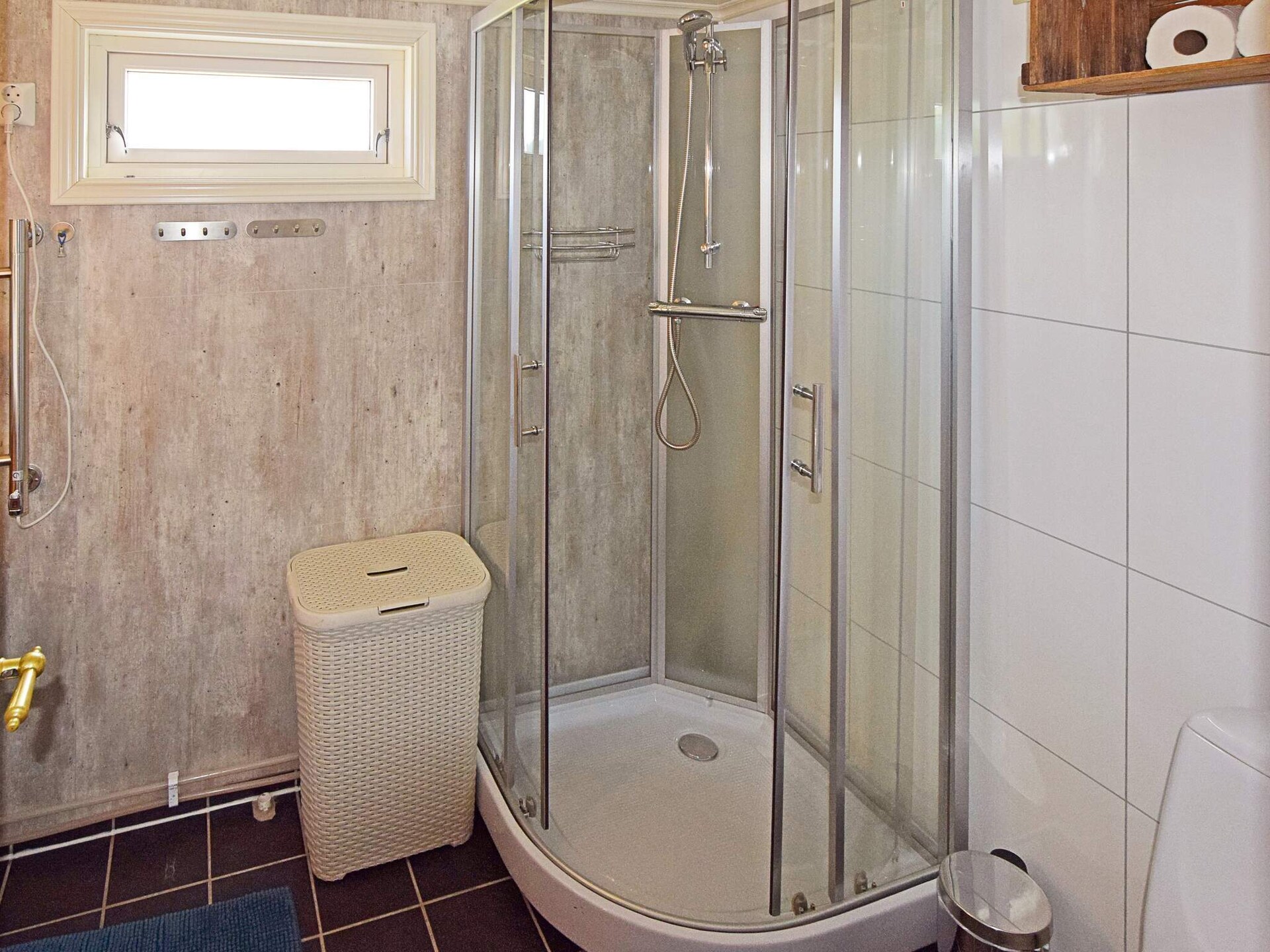 Vrijstaand vakantiehuis aan fjord met privéstrand en sauna op Sandhornøy - foto 18