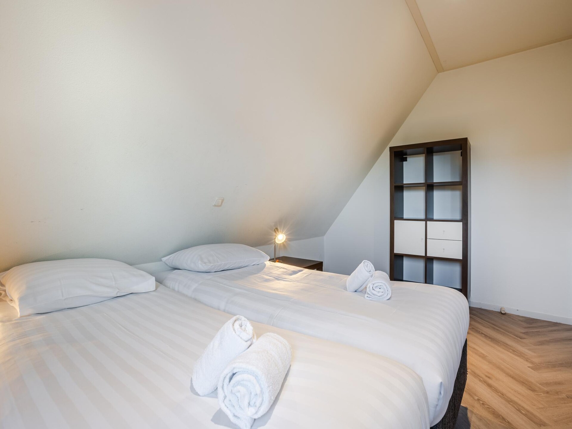 Engelsmanduinvilla 6: Rietgedekte villa met hondvriendelijke tuin op Ameland - foto 36
