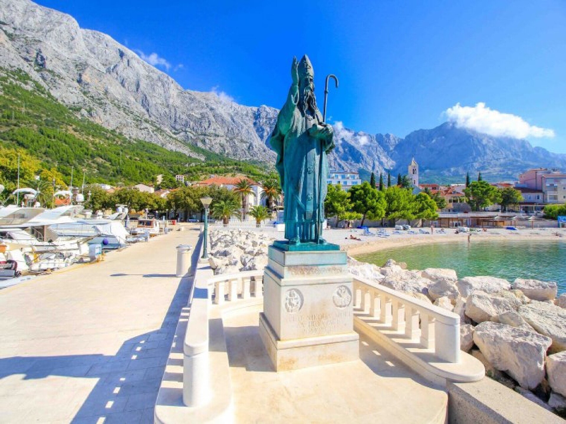 Op 500 m van het strand: Compact appartement in Baška Voda - foto 15